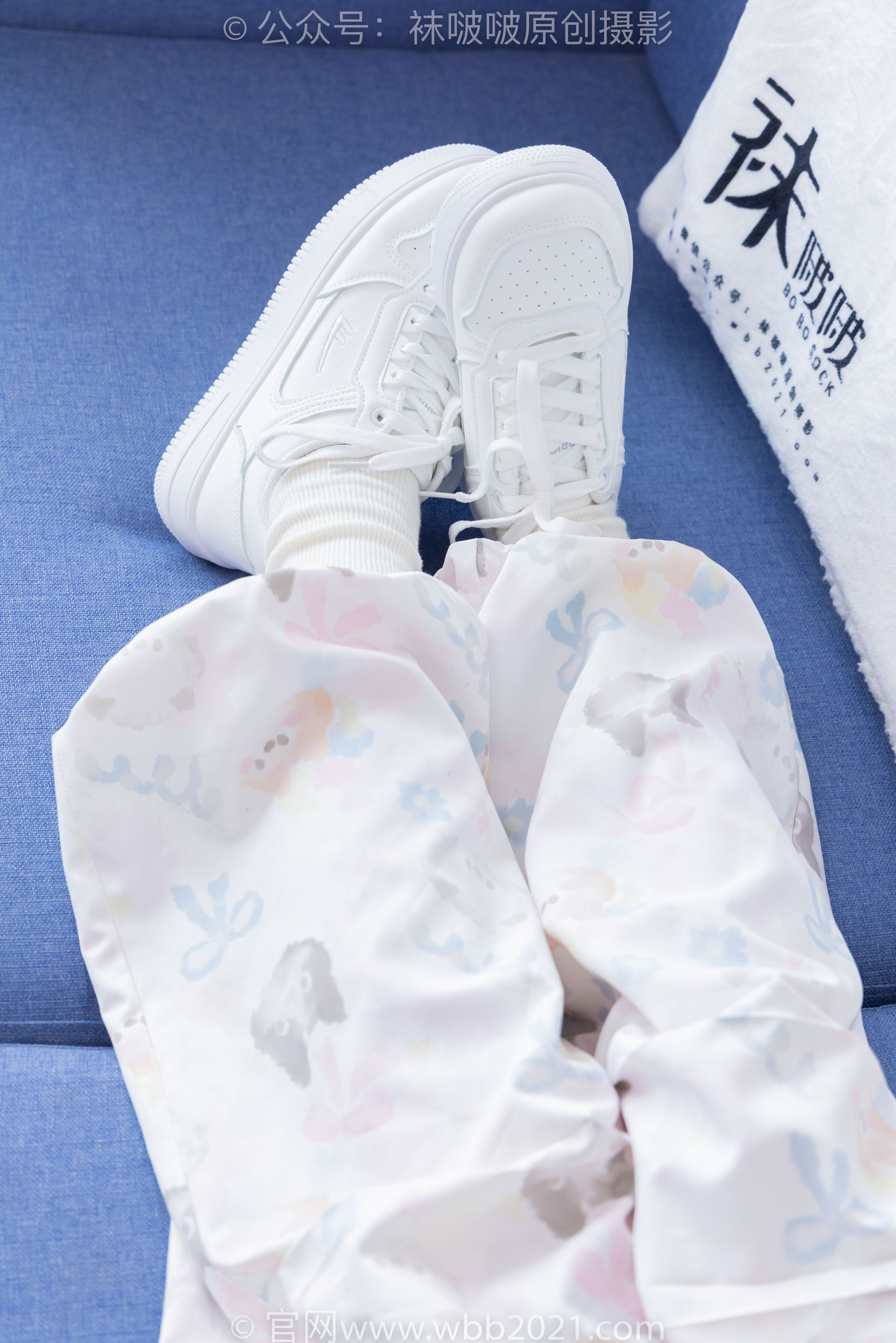 BoBoSocks袜啵啵 No.550 甜甜圈 - 板鞋自然穿脏白棉袜/(148P)