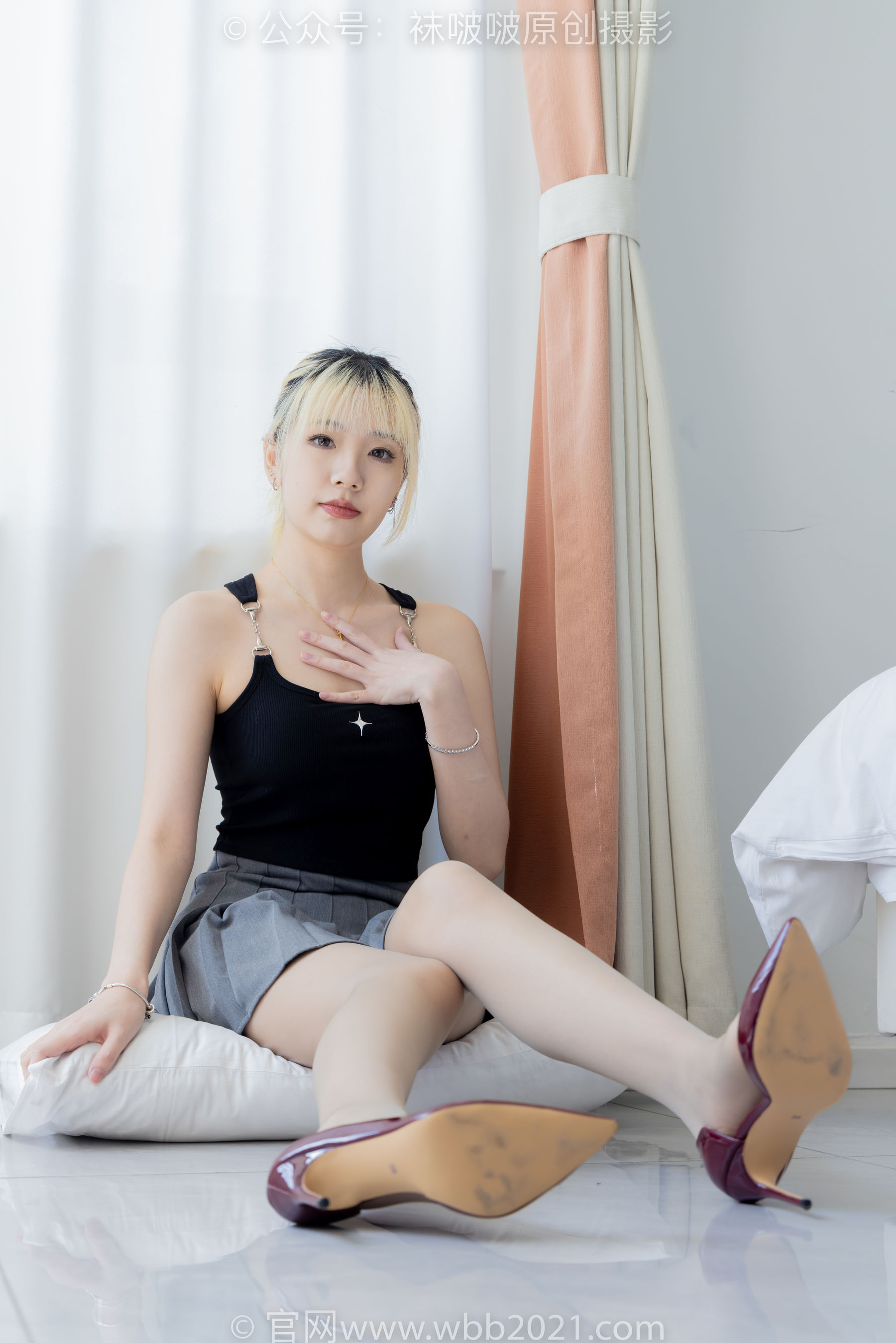 BoBoSocks袜啵啵 No.546 小甜豆 - 高跟鞋、高跟长靴、薄肉丝、薄灰丝、裸足/(167P)