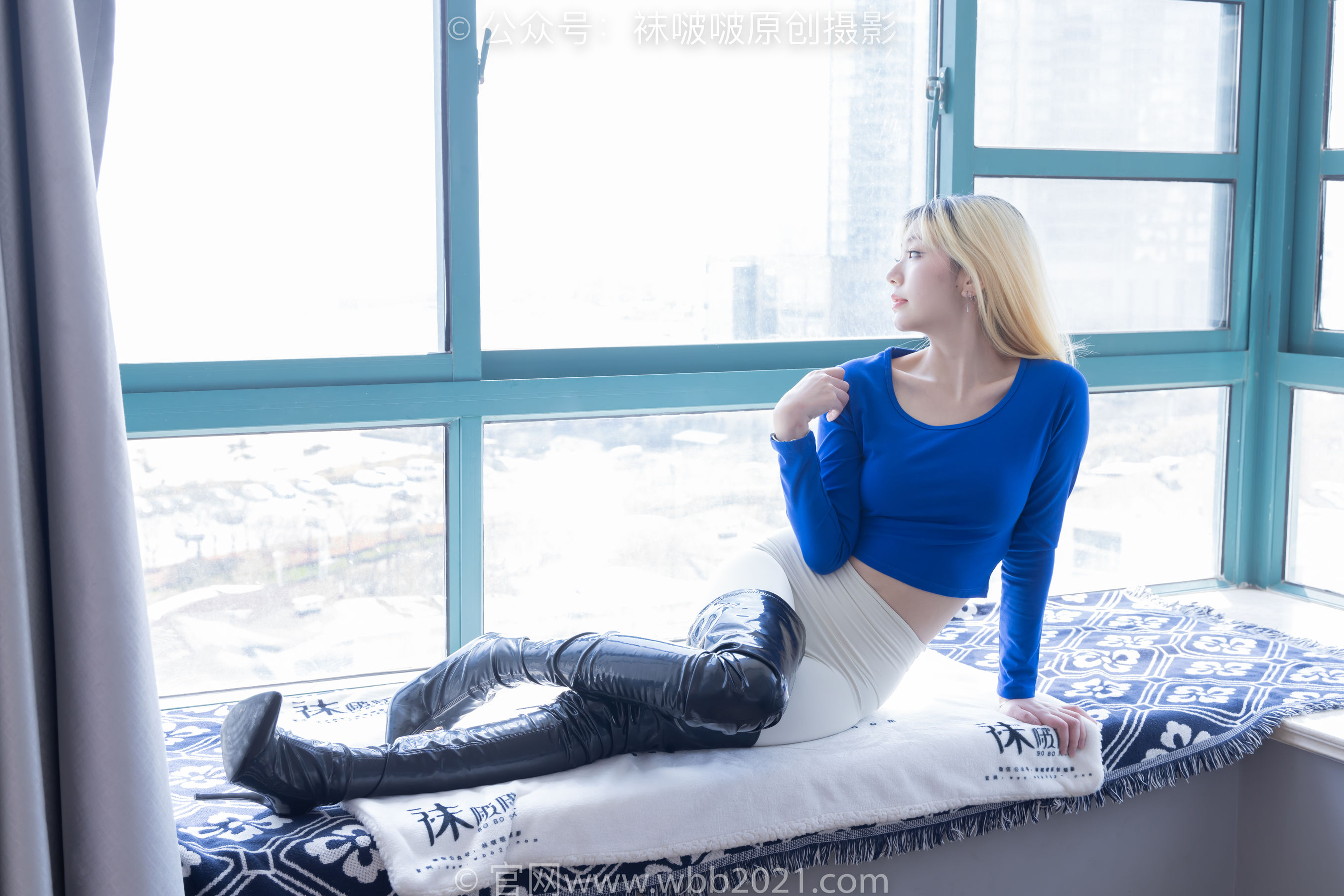 BoBoSocks袜啵啵 No.534 小甜豆 - 高跟长靴、油亮薄黑丝叠穿薄肉丝五指袜、瑜伽短裤裤里丝/(180P)