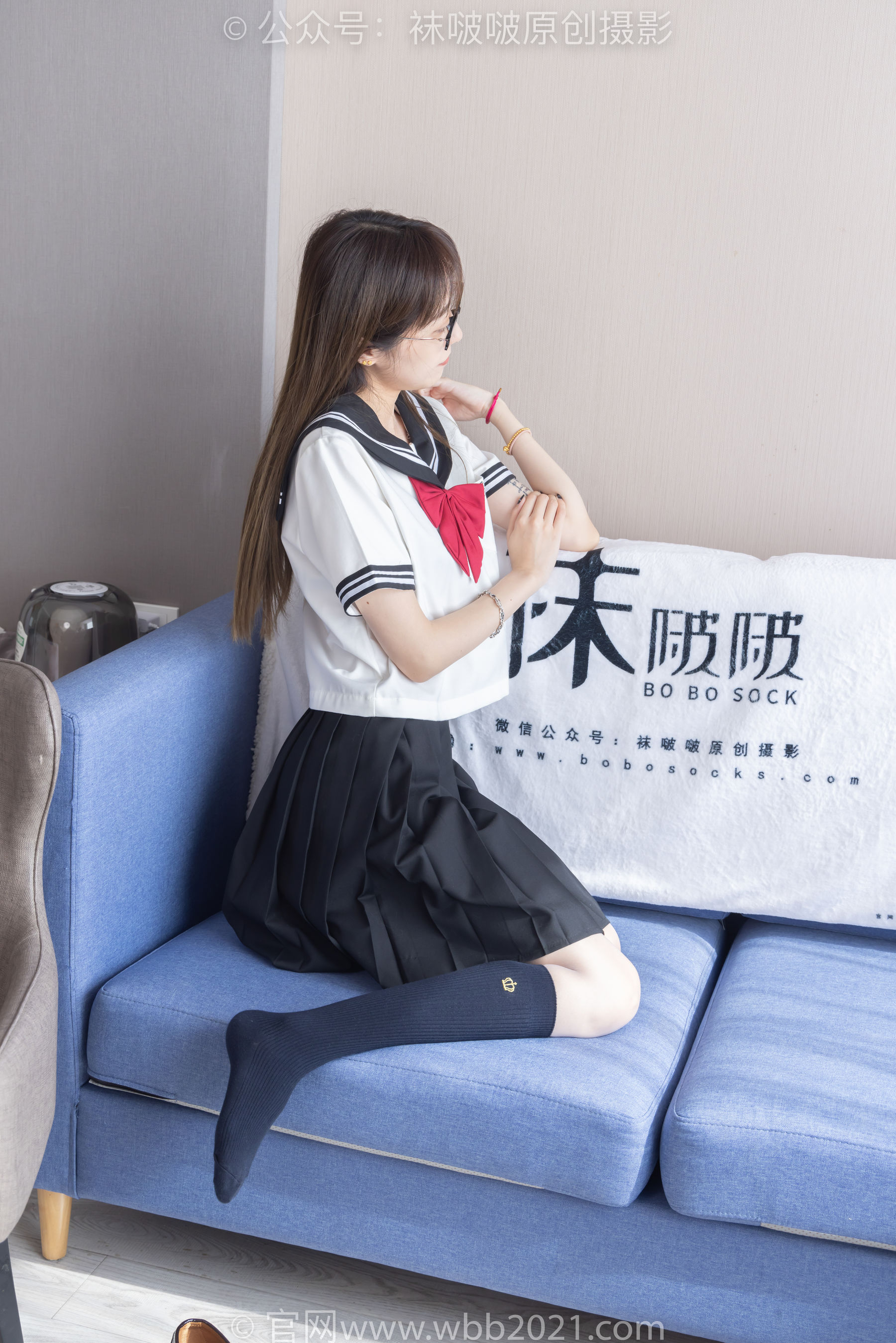 BoBoSocks袜啵啵 No.530 稚予 - 皮鞋、高跟鞋、深蓝色小腿棉袜、油亮白丝油亮肉丝、jk制服/(145P)