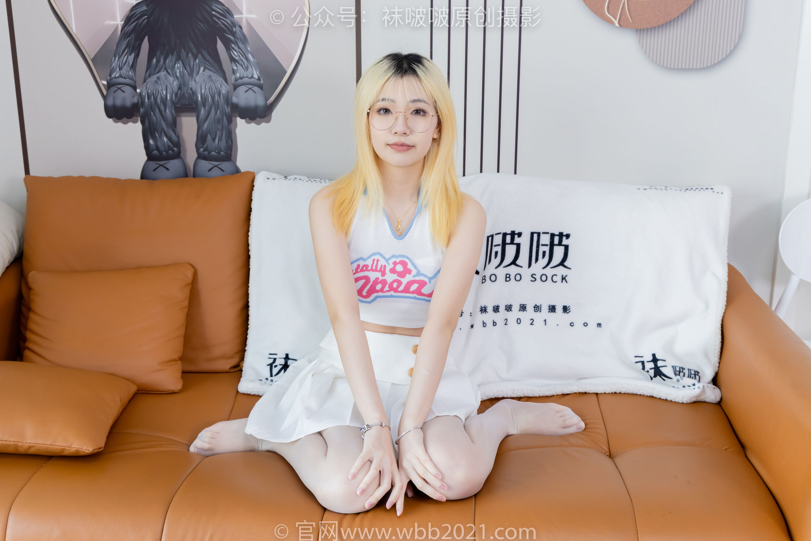 BoBoSocks袜啵啵 No.543 小甜豆 高跟鞋、油亮淡蓝丝、腰丝/(150P)