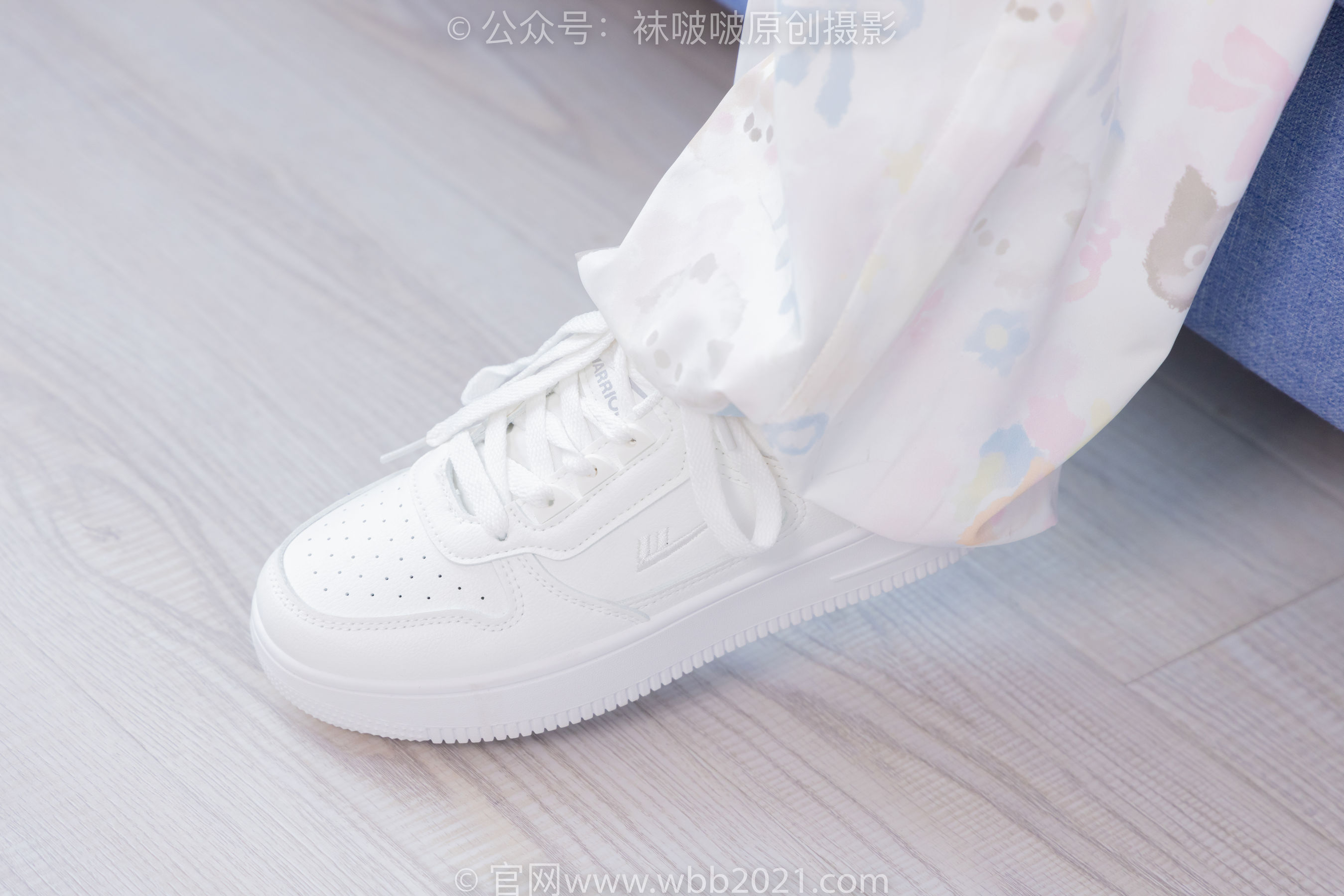 BoBoSocks袜啵啵 No.550 甜甜圈 - 板鞋自然穿脏白棉袜/(148P)