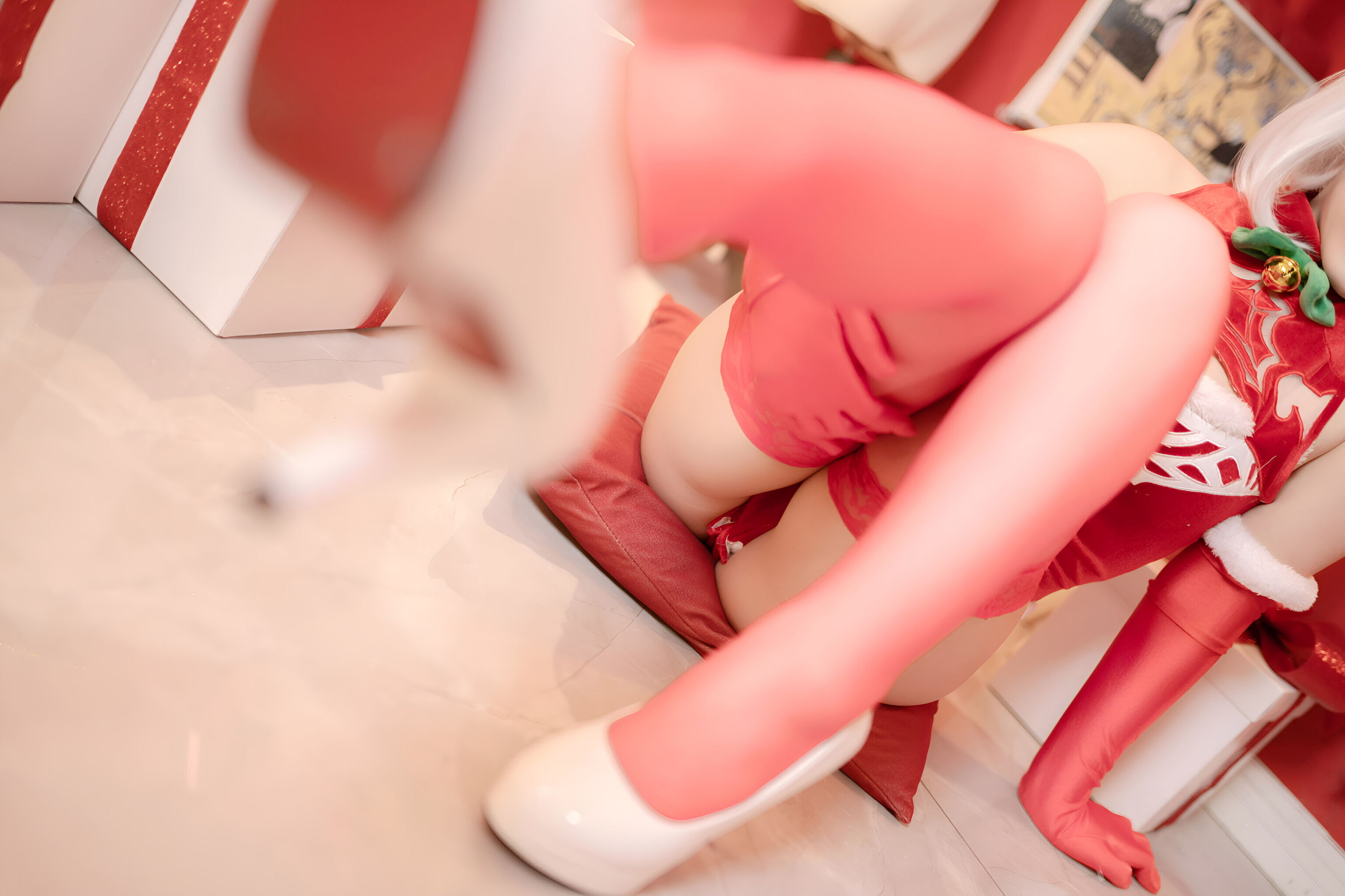 Bangni邦尼 - 圣诞尼尔 红裙御姐/(105P)