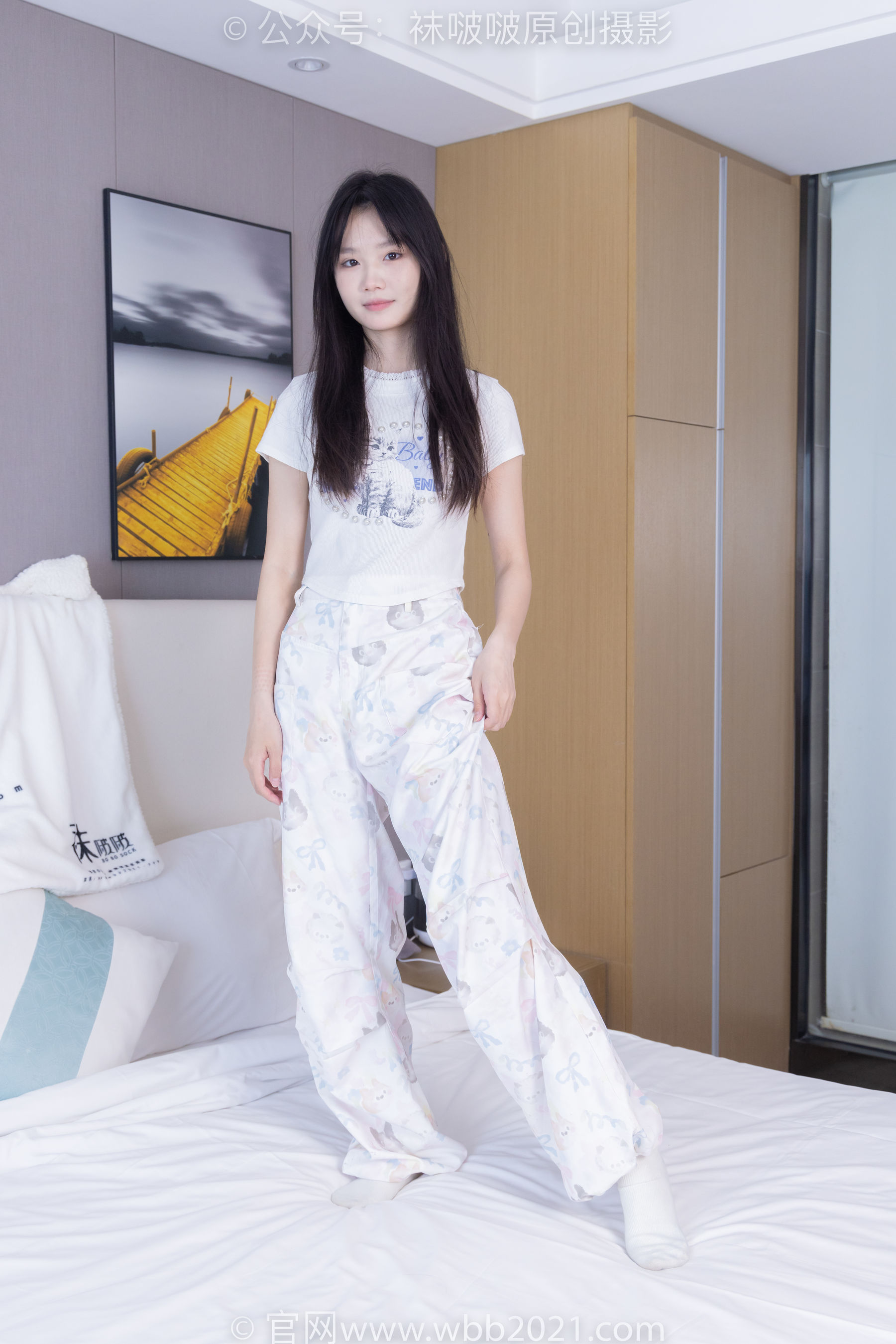 BoBoSocks袜啵啵 No.550 甜甜圈 - 板鞋自然穿脏白棉袜/(148P)