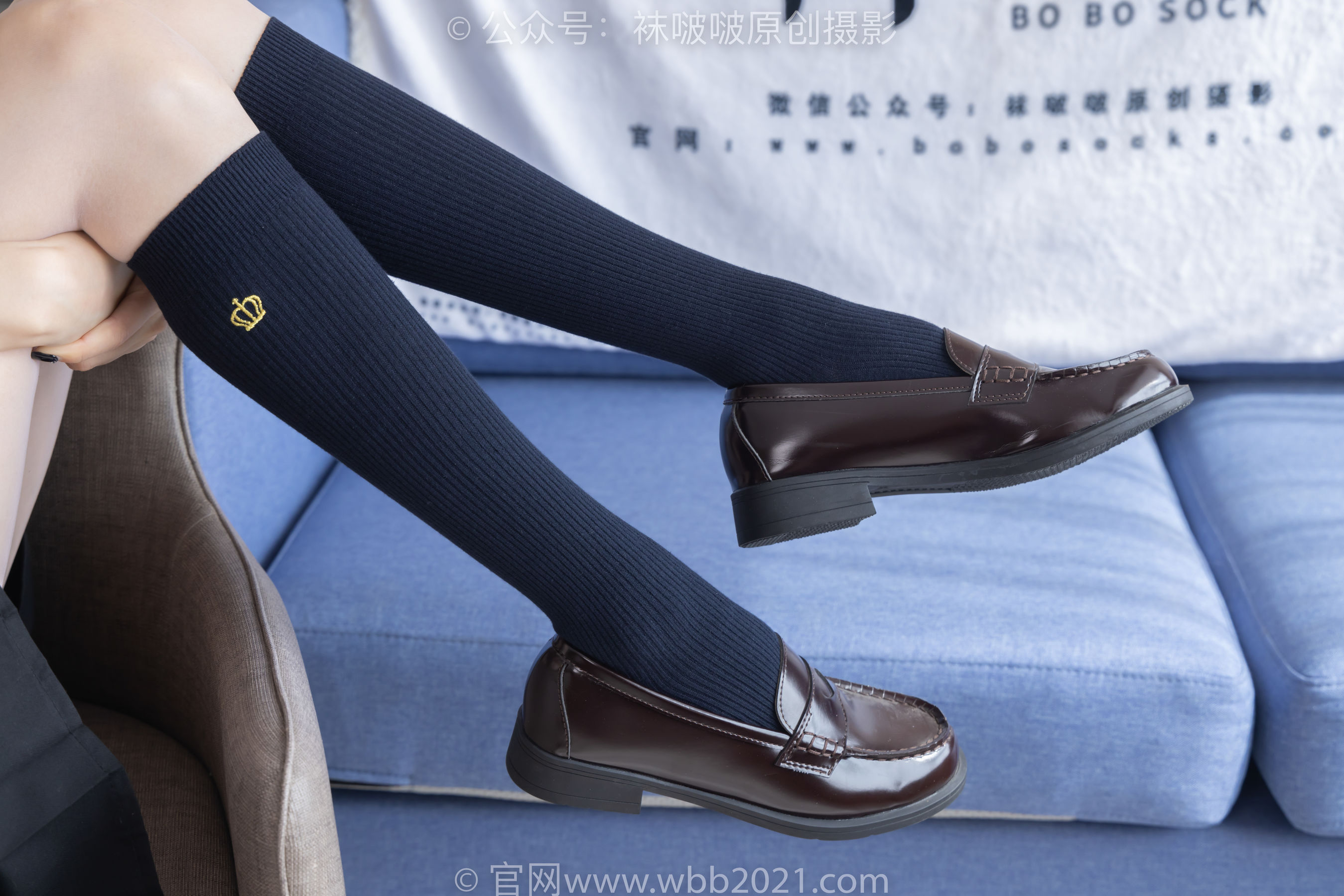 BoBoSocks袜啵啵 No.530 稚予 - 皮鞋、高跟鞋、深蓝色小腿棉袜、油亮白丝油亮肉丝、jk制服/(145P)