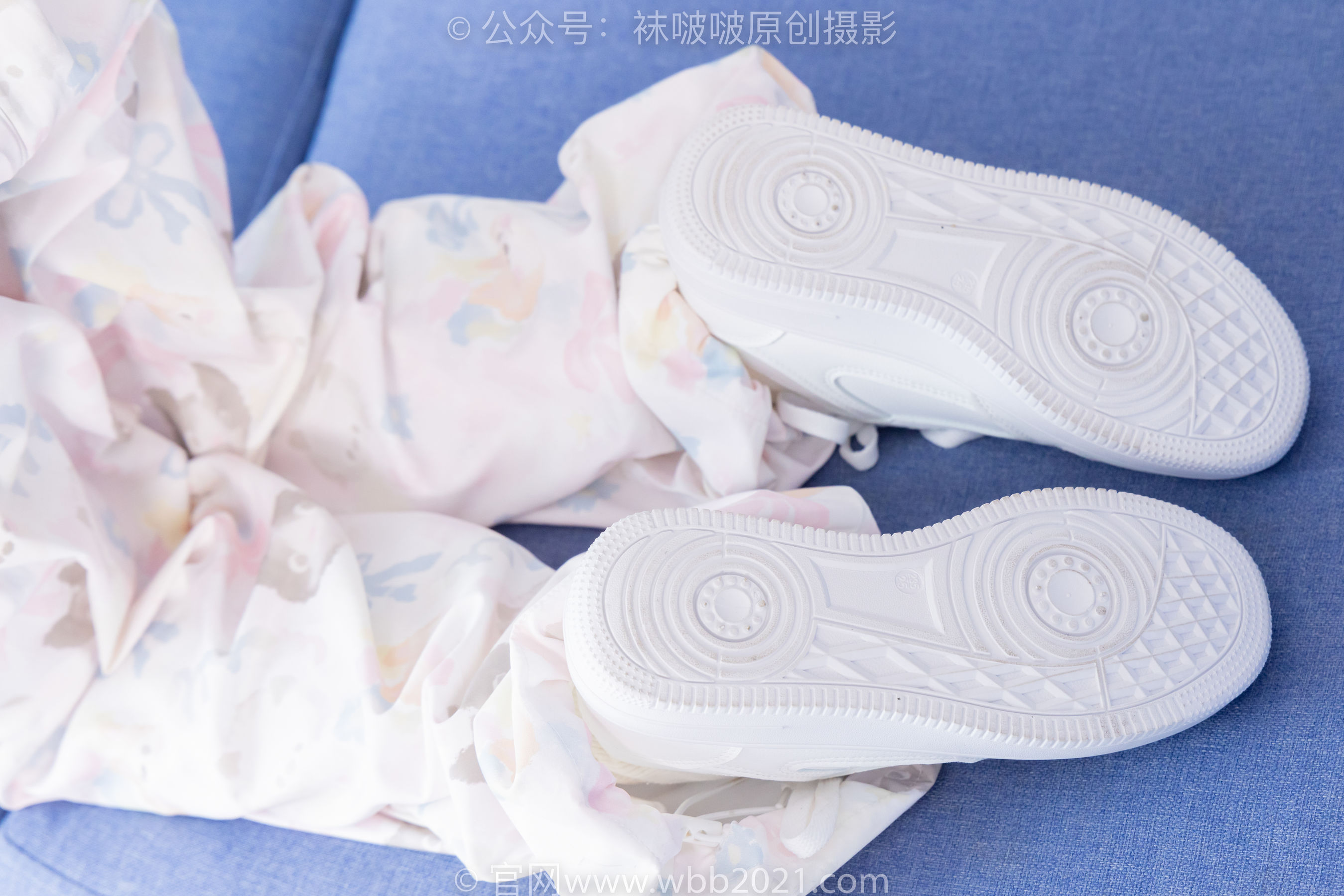 BoBoSocks袜啵啵 No.550 甜甜圈 - 板鞋自然穿脏白棉袜/(148P)