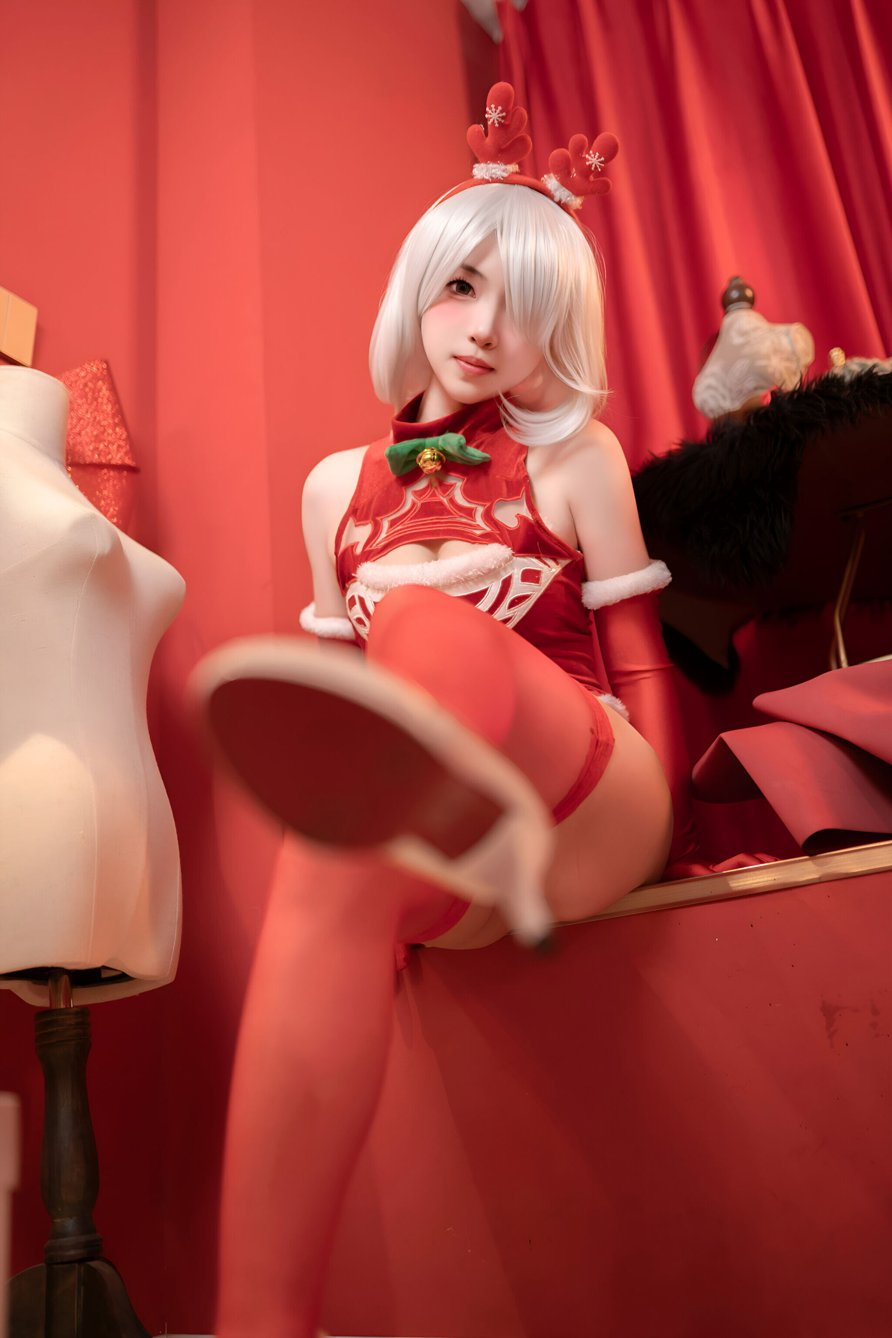 Bangni邦尼 - 圣诞尼尔 红裙御姐/(105P)