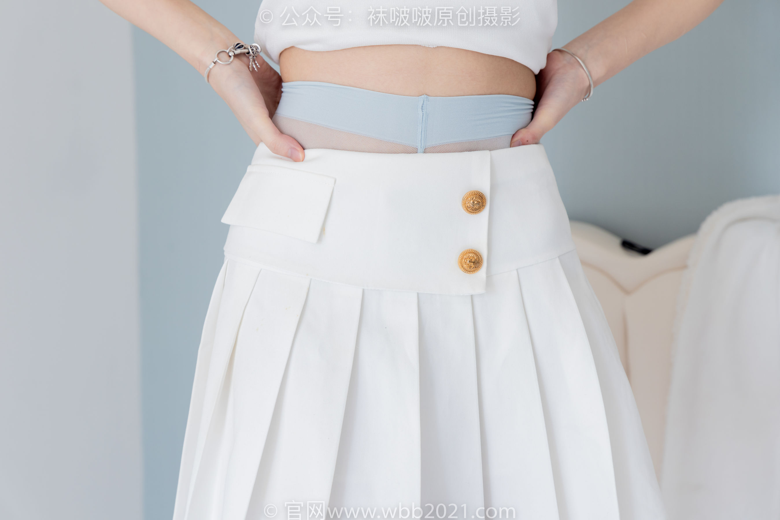 BoBoSocks袜啵啵 No.543 小甜豆 高跟鞋、油亮淡蓝丝、腰丝/(150P)