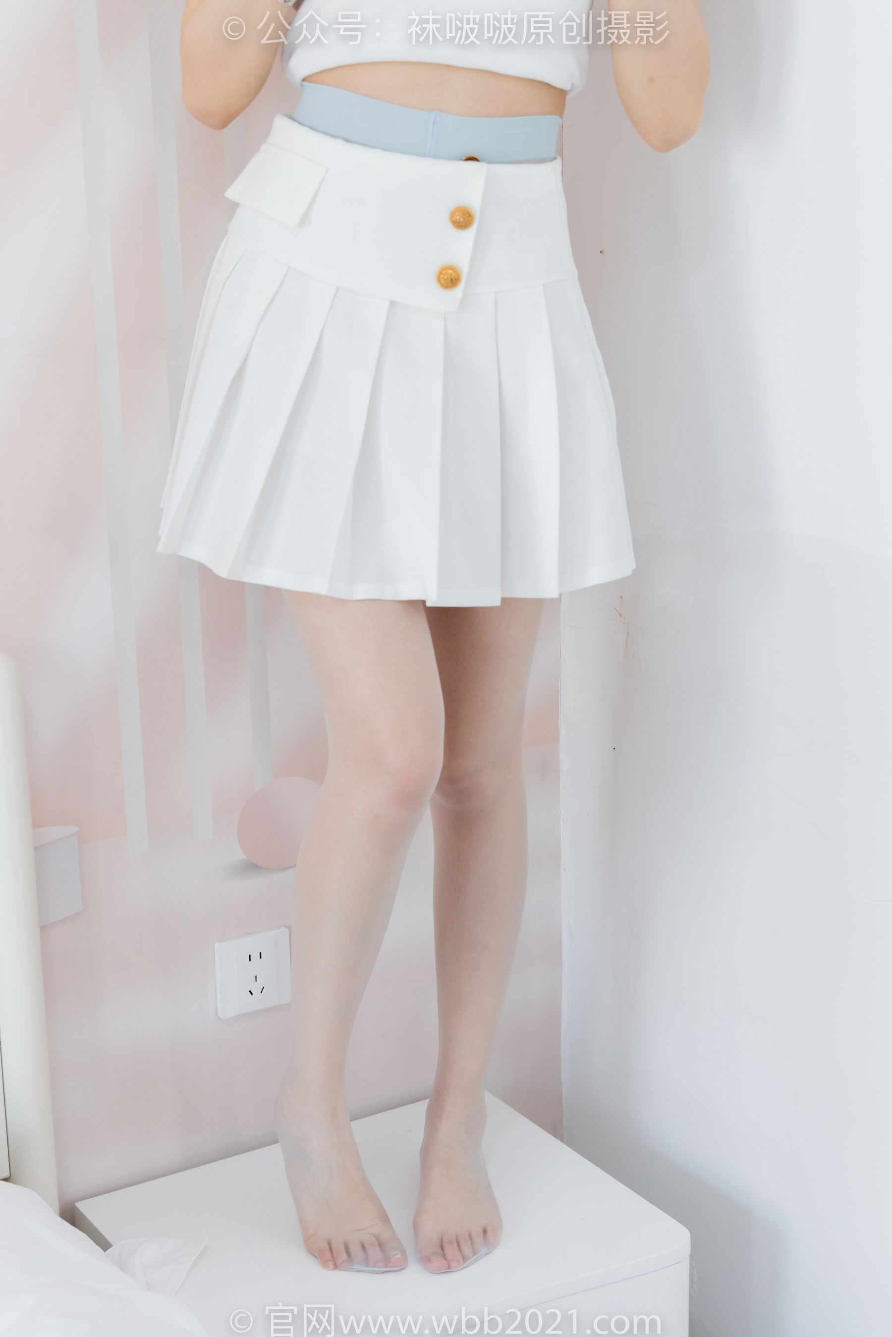 BoBoSocks袜啵啵 No.543 小甜豆 高跟鞋、油亮淡蓝丝、腰丝/(150P)