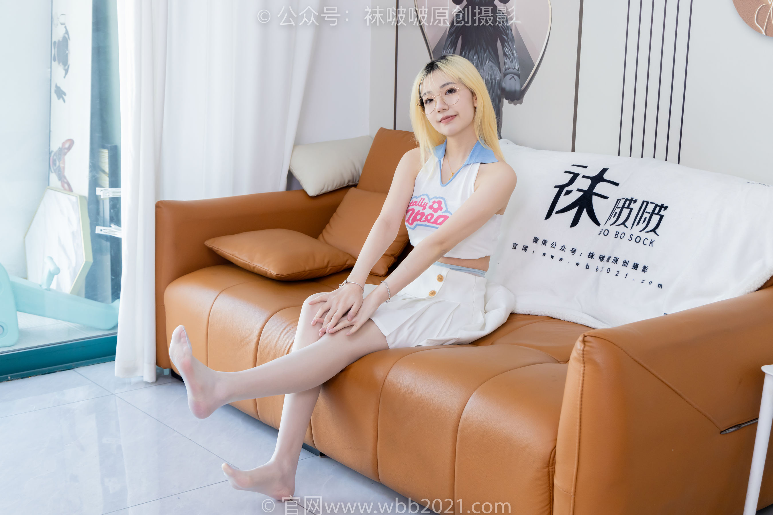 BoBoSocks袜啵啵 No.543 小甜豆 高跟鞋、油亮淡蓝丝、腰丝/(150P)