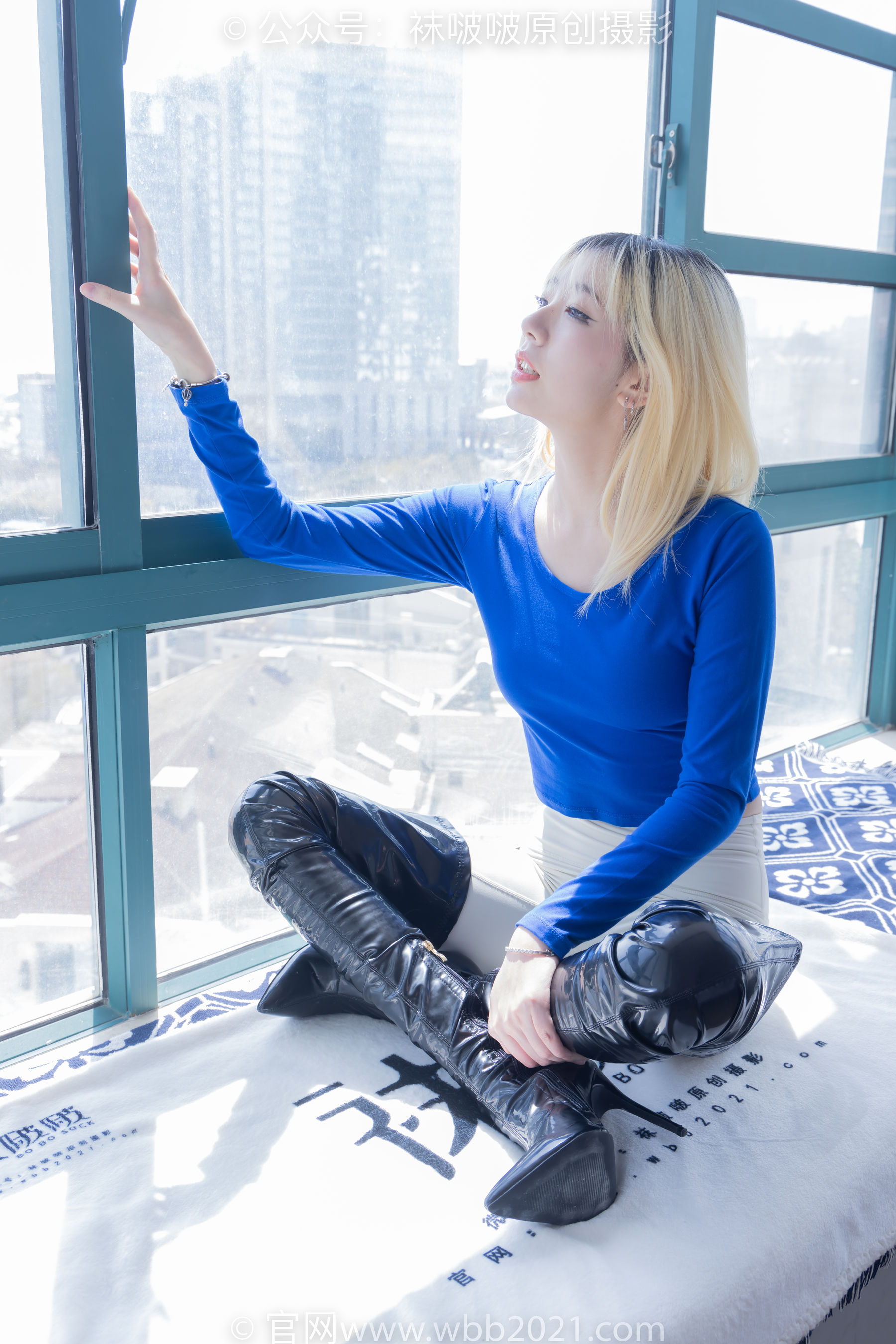 BoBoSocks袜啵啵 No.534 小甜豆 - 高跟长靴、油亮薄黑丝叠穿薄肉丝五指袜、瑜伽短裤裤里丝/(180P)