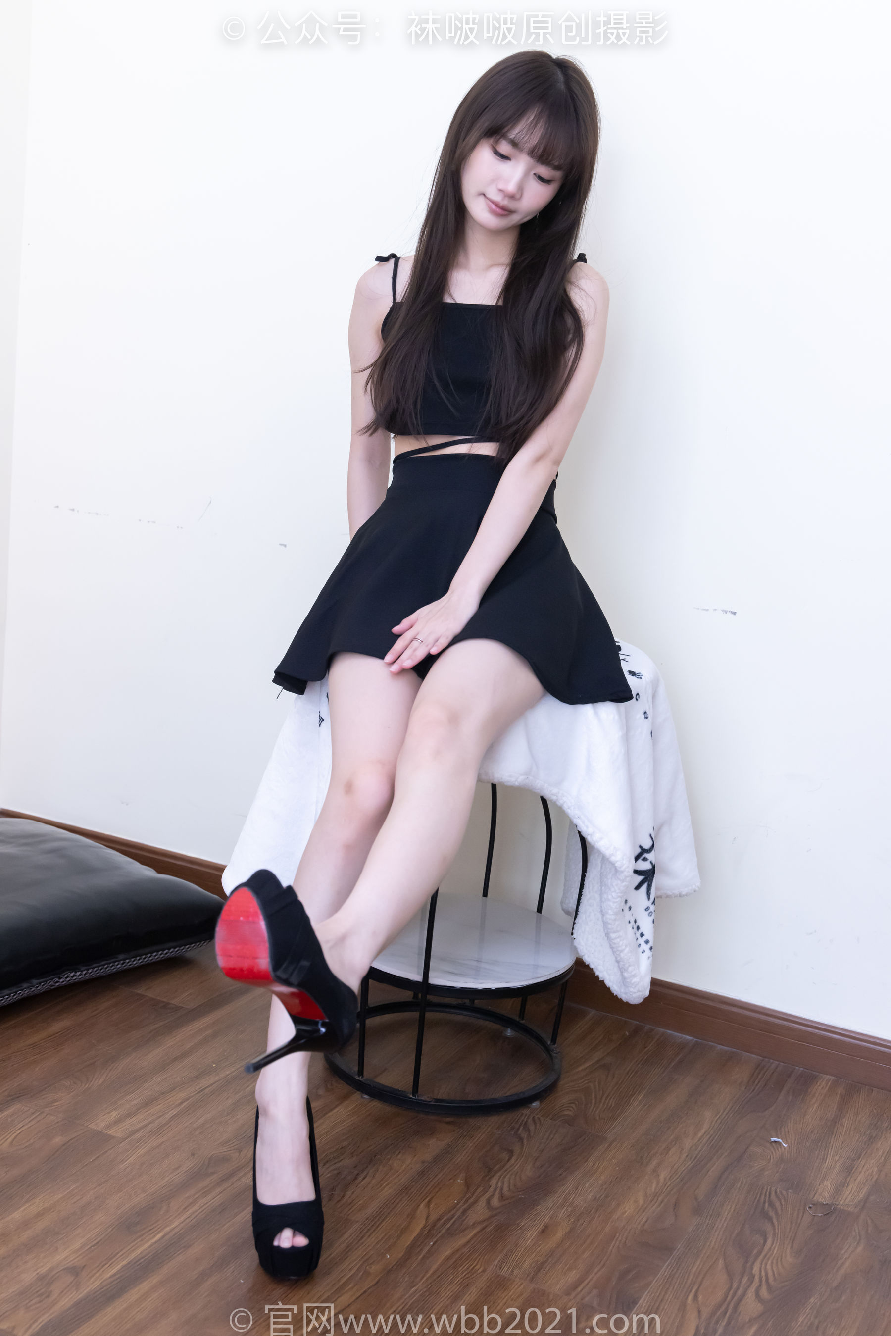 BoBoSocks袜啵啵 No.533 甜甜圈 - 高跟鞋、薄黑丝、薄肉丝、裸足/(165P)