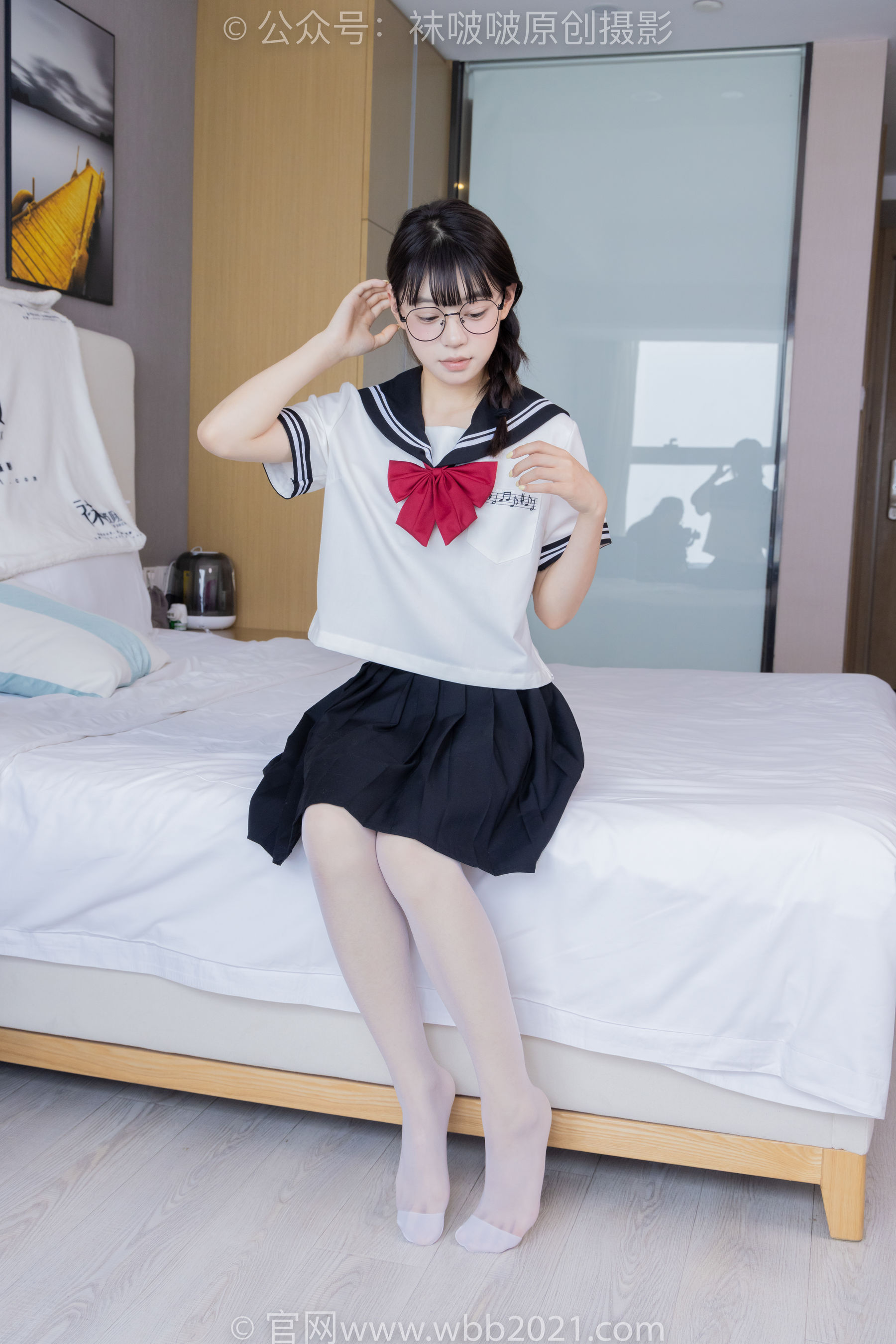 BoBoSocks袜啵啵 No.548 糯米 - 运动鞋、堆堆袜套、薄白丝、jk制服/(145P)