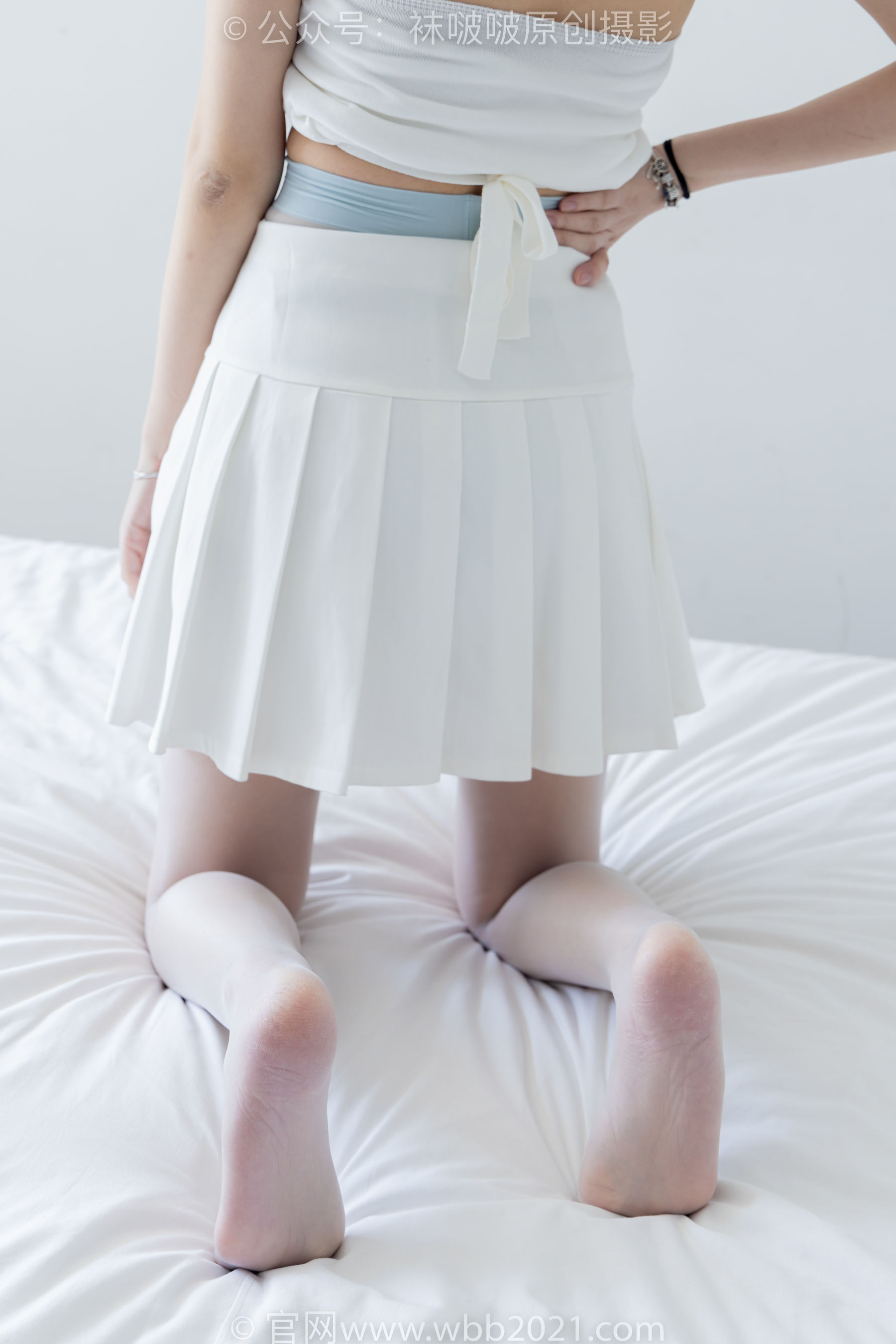 BoBoSocks袜啵啵 No.543 小甜豆 高跟鞋、油亮淡蓝丝、腰丝/(150P)