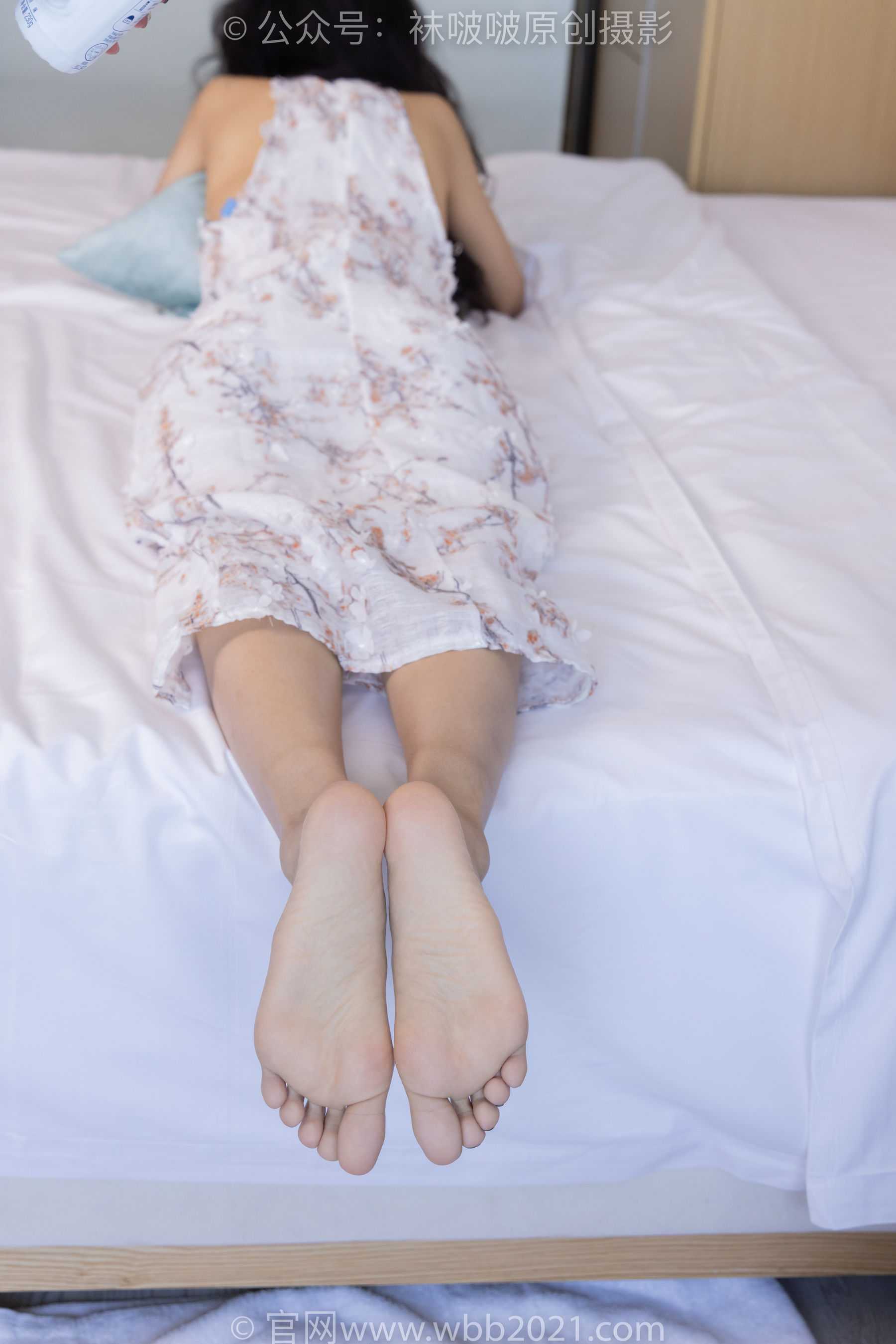 BoBoSocks袜啵啵 No.536 奶油 - 高跟鞋、薄肉丝、裸足淋酸奶剧情/(157P)