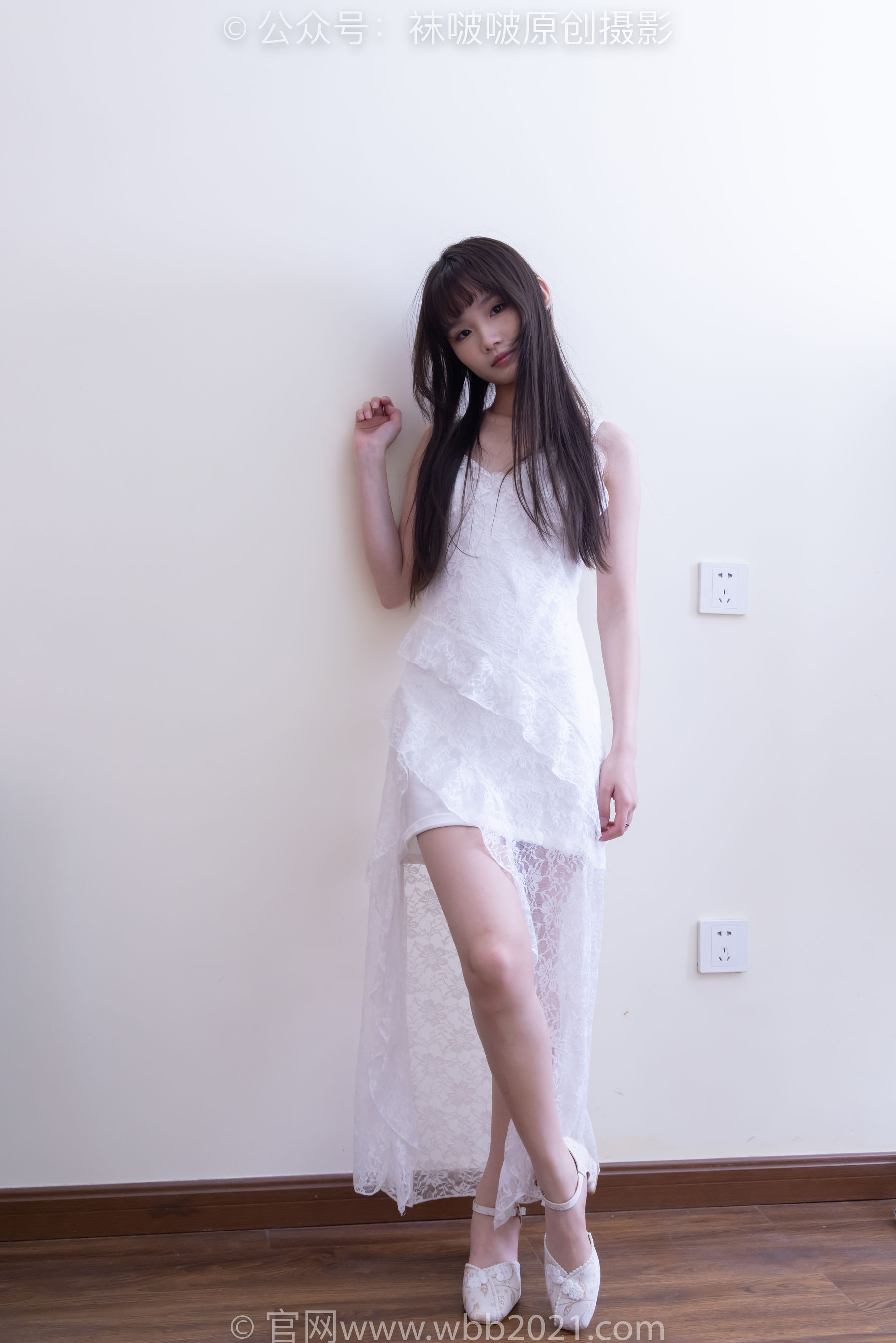 BoBoSocks袜啵啵 No.542 甜甜圈 高跟鞋、薄黑丝、薄肉丝、裸足、撕丝袜剧情/(160P)