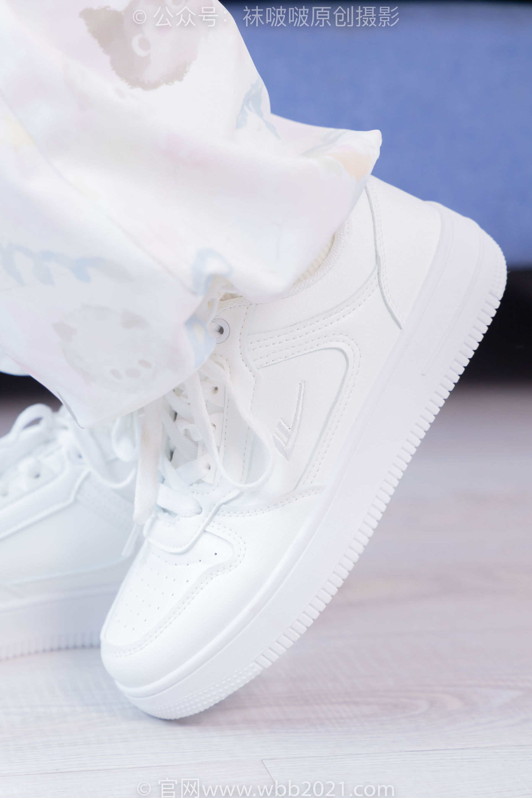 BoBoSocks袜啵啵 No.550 甜甜圈 - 板鞋自然穿脏白棉袜/(148P)