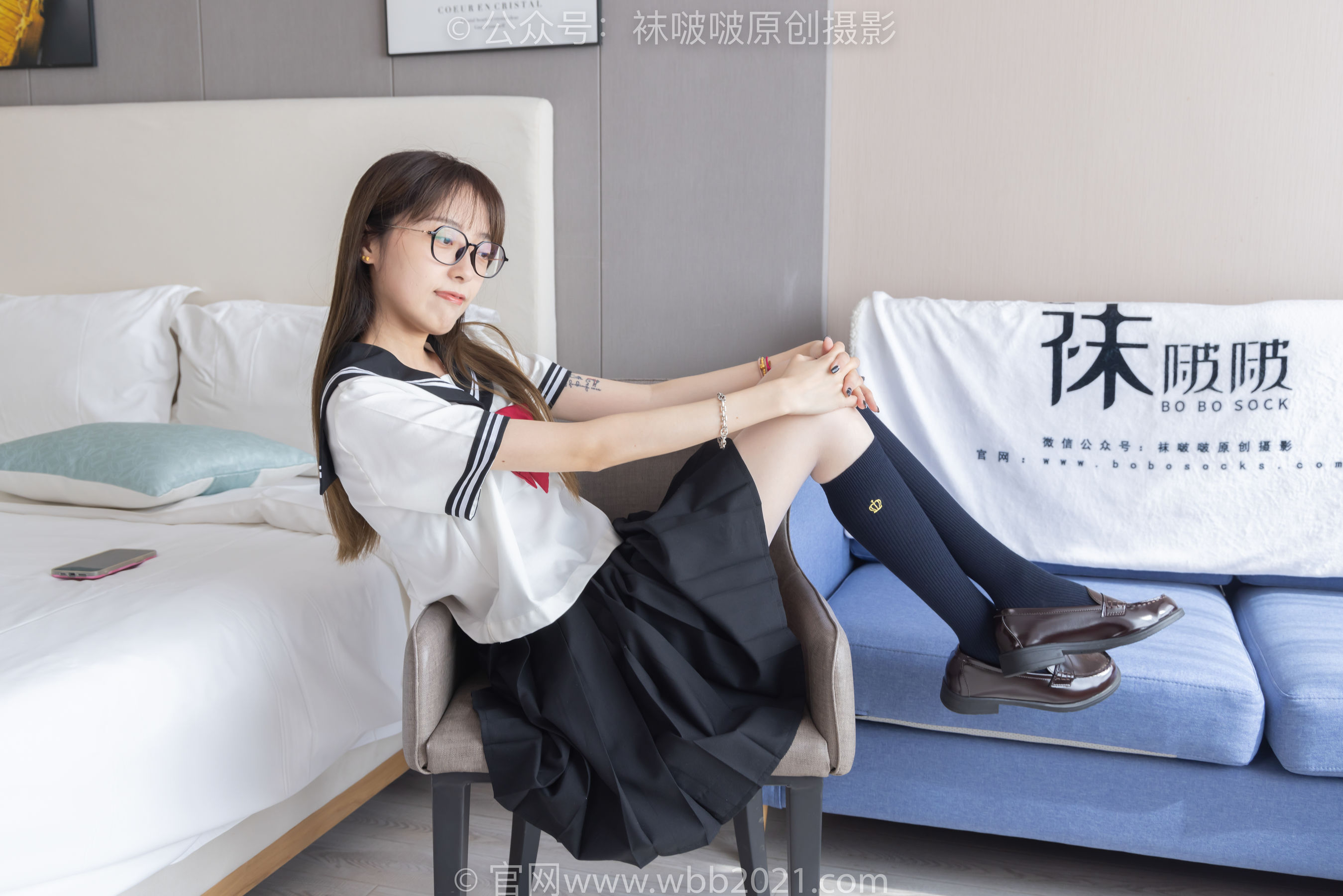 BoBoSocks袜啵啵 No.530 稚予 - 皮鞋、高跟鞋、深蓝色小腿棉袜、油亮白丝油亮肉丝、jk制服/(145P)