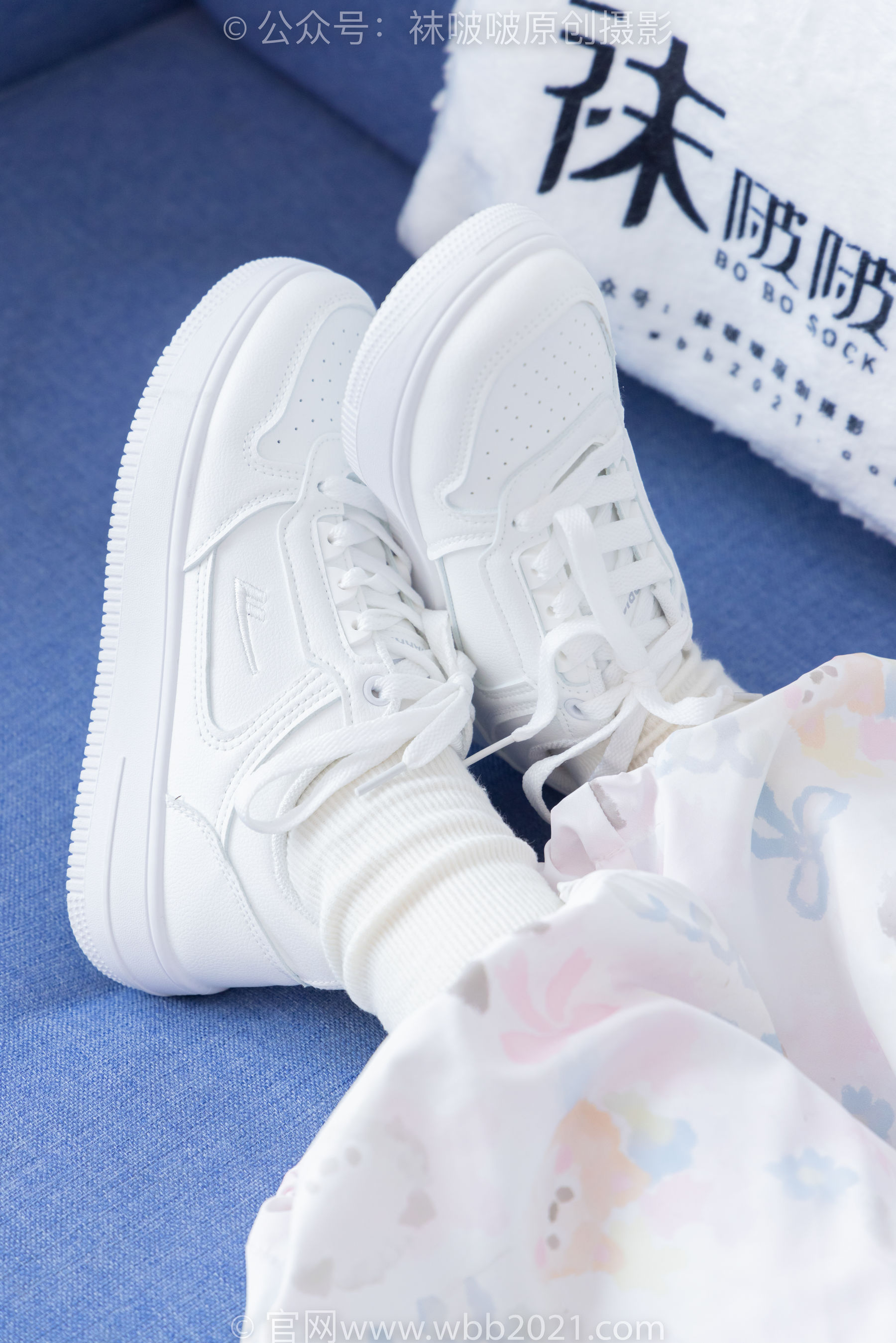 BoBoSocks袜啵啵 No.550 甜甜圈 - 板鞋自然穿脏白棉袜/(148P)