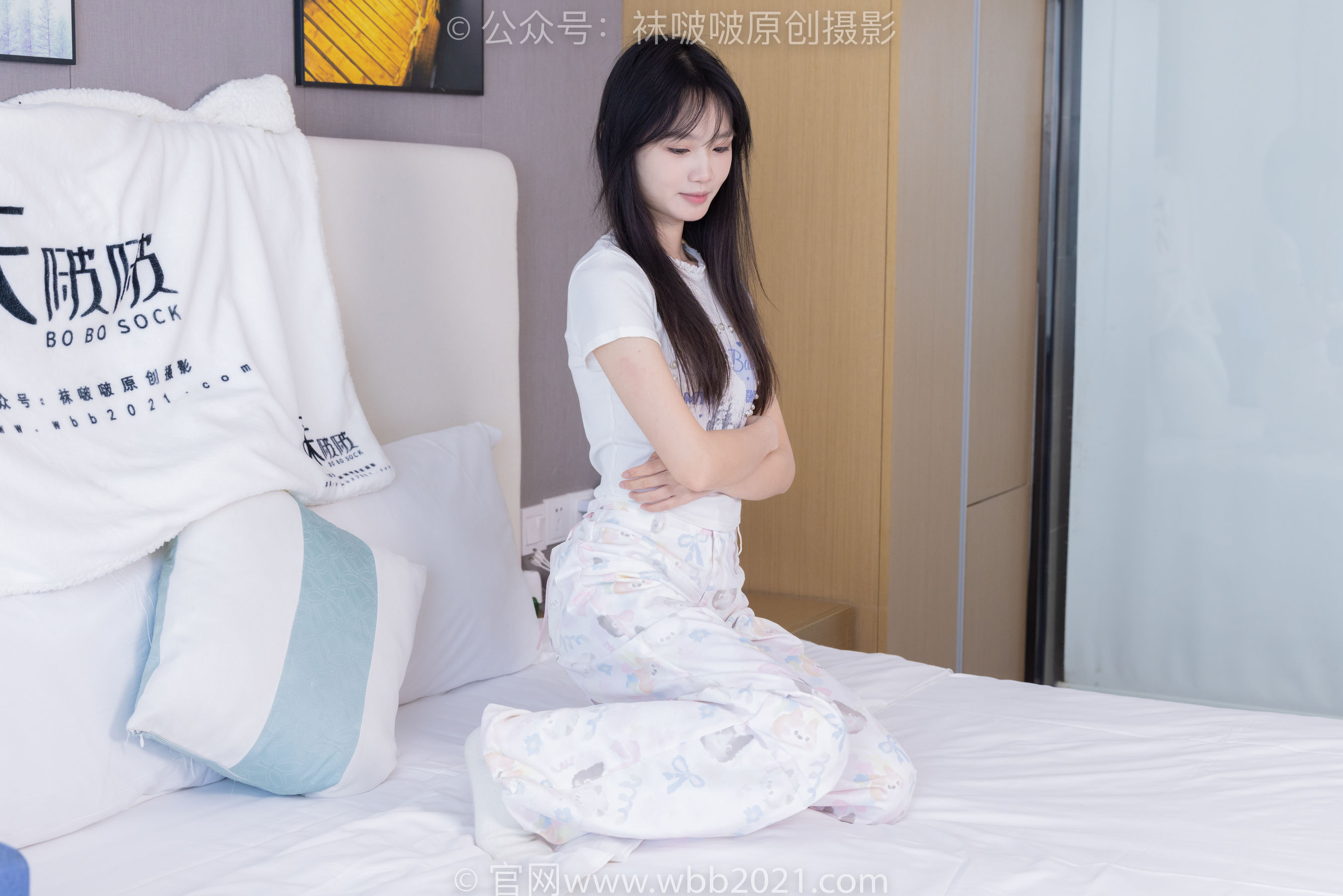 BoBoSocks袜啵啵 No.550 甜甜圈 - 板鞋自然穿脏白棉袜/(148P)