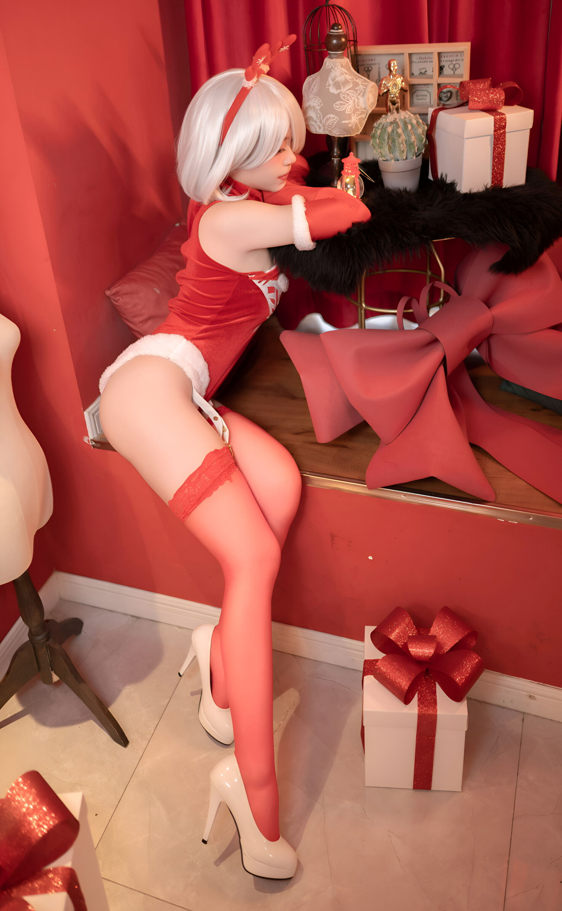 Bangni邦尼 - 圣诞尼尔 红裙御姐/(105P)