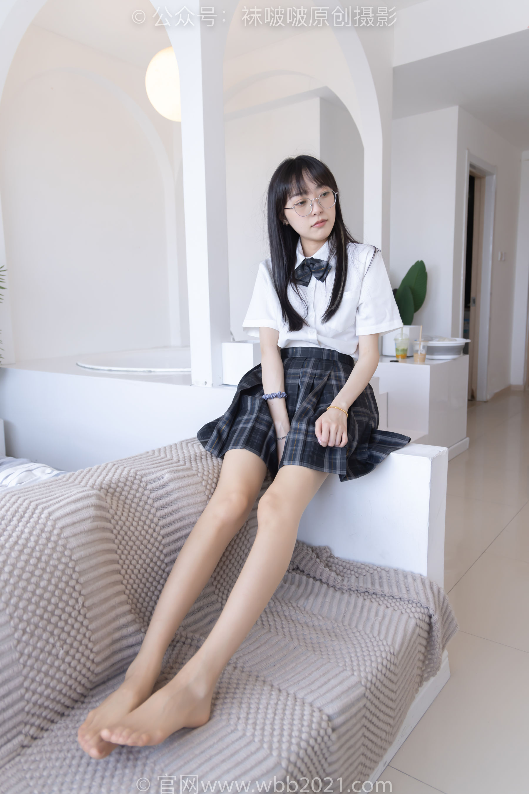 BoBoSocks袜啵啵 No.541 稚予 - 两双板鞋、薄灰丝、薄肉丝、jk制服/(140P)