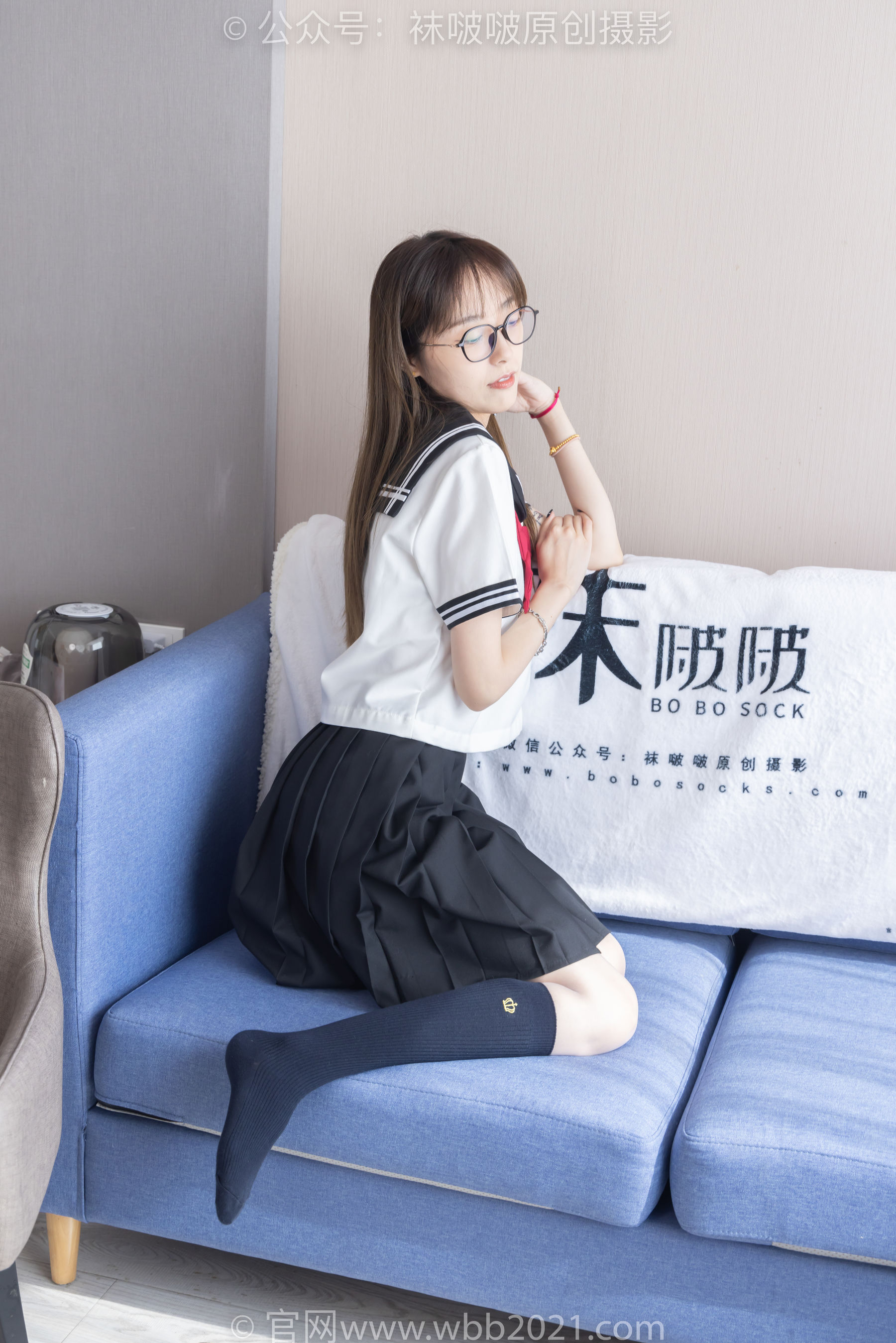 BoBoSocks袜啵啵 No.530 稚予 - 皮鞋、高跟鞋、深蓝色小腿棉袜、油亮白丝油亮肉丝、jk制服/(145P)