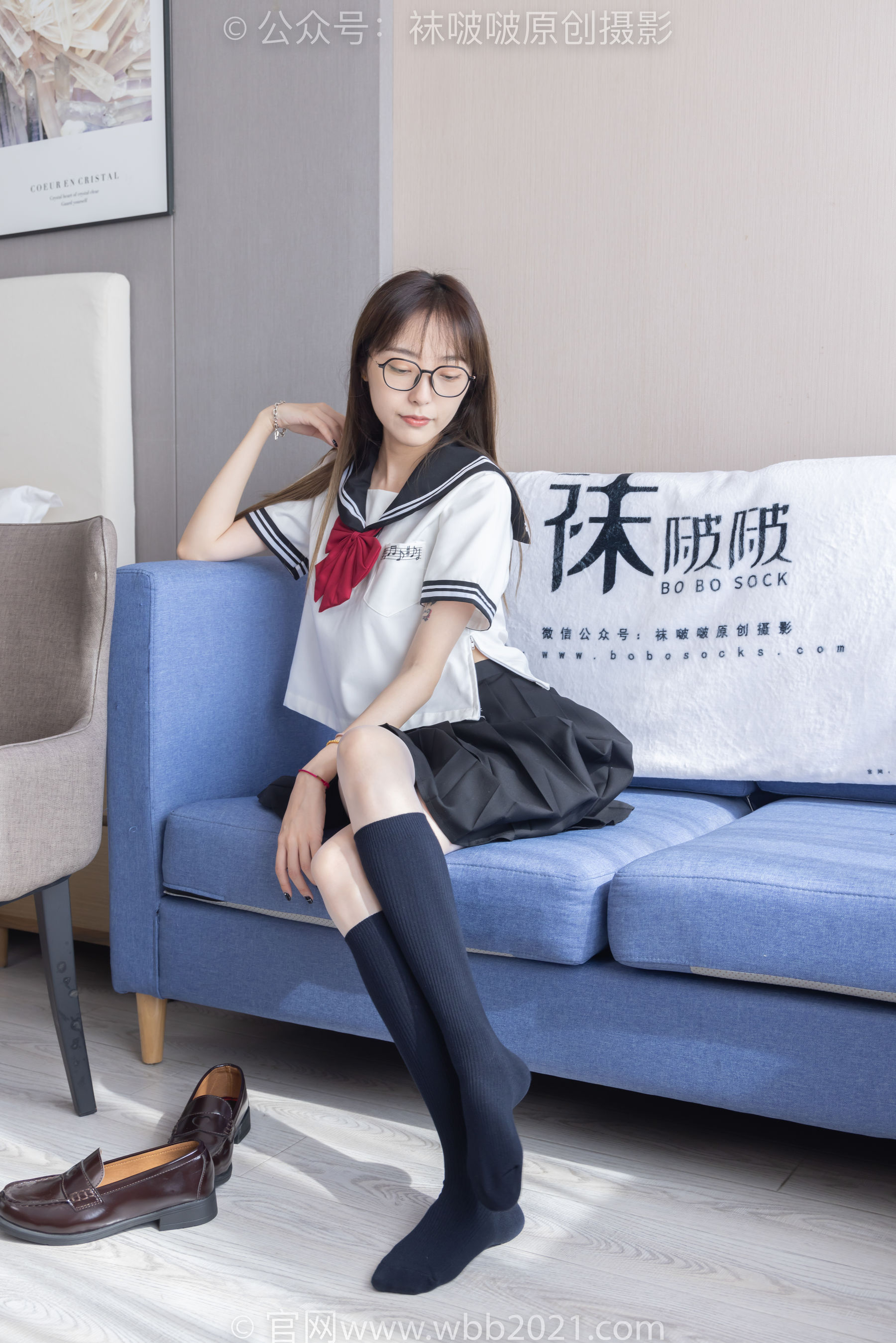 BoBoSocks袜啵啵 No.530 稚予 - 皮鞋、高跟鞋、深蓝色小腿棉袜、油亮白丝油亮肉丝、jk制服/(145P)