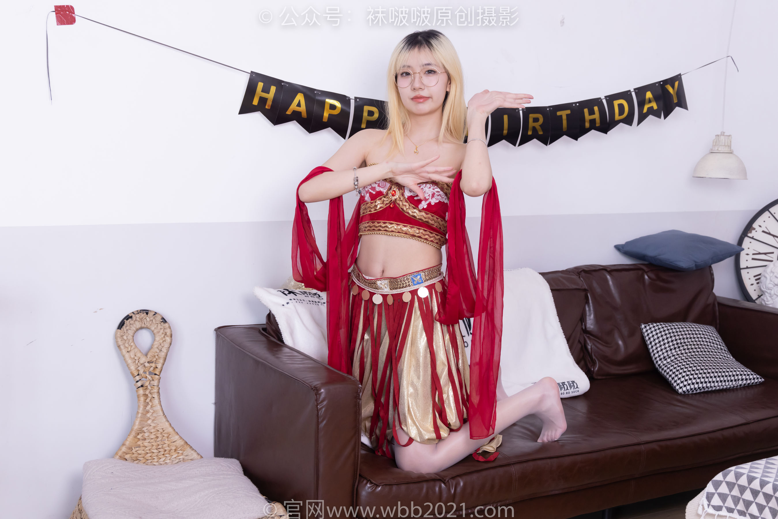 BoBoSocks袜啵啵 No.540 小甜豆 - 高跟鞋、油亮薄白丝/(145P)