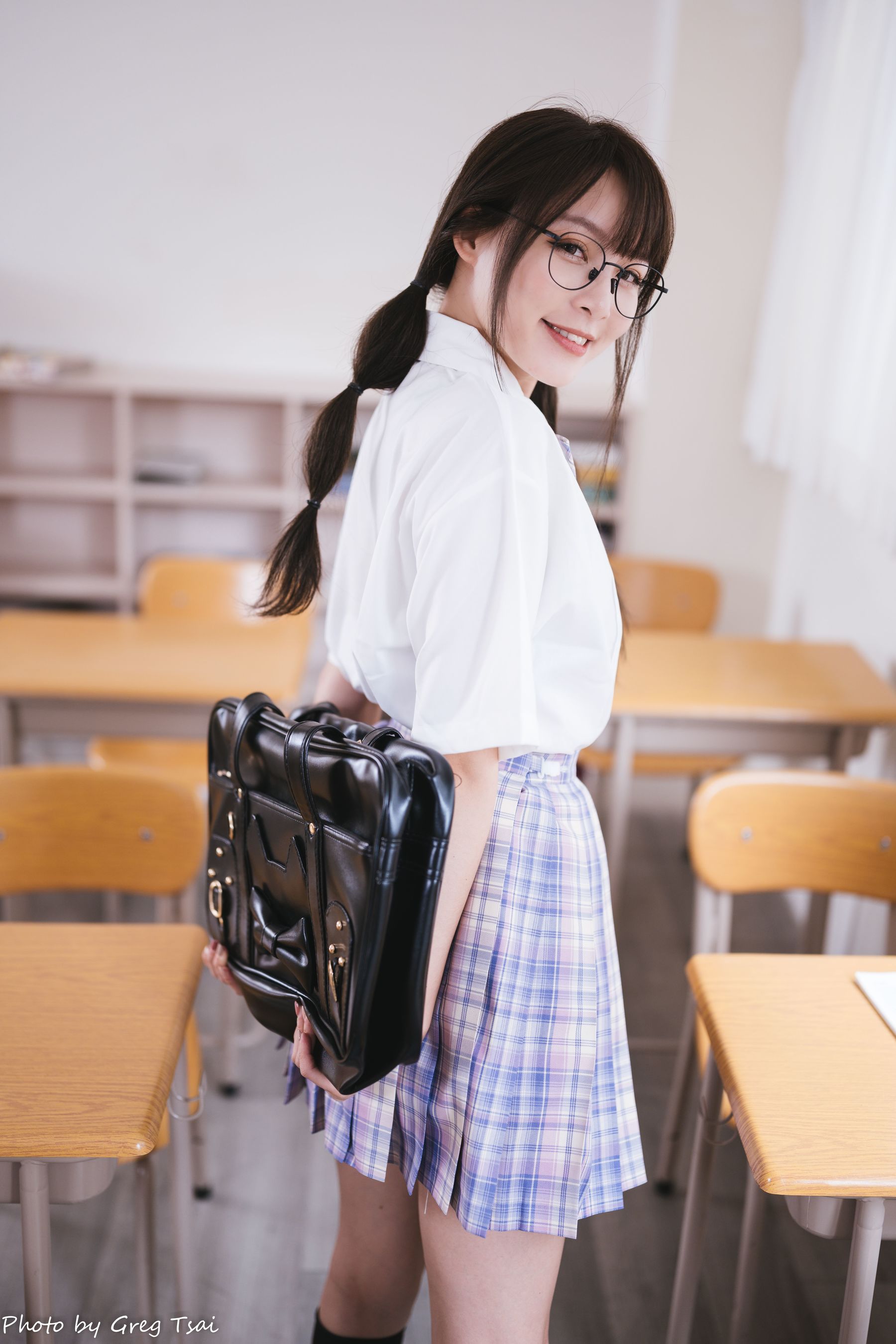 Ashley - 学生服/(115P)