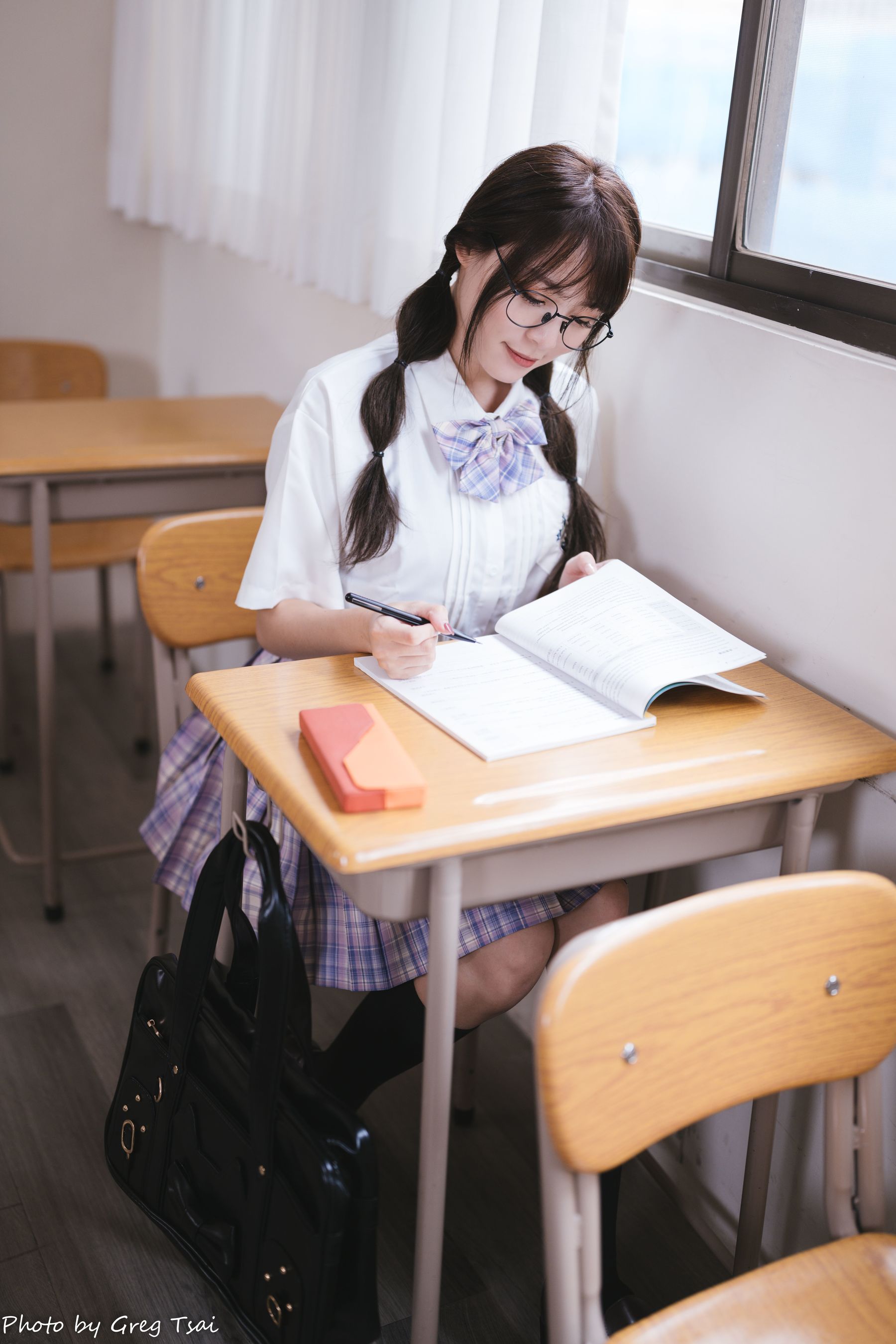 Ashley - 学生服/(115P)