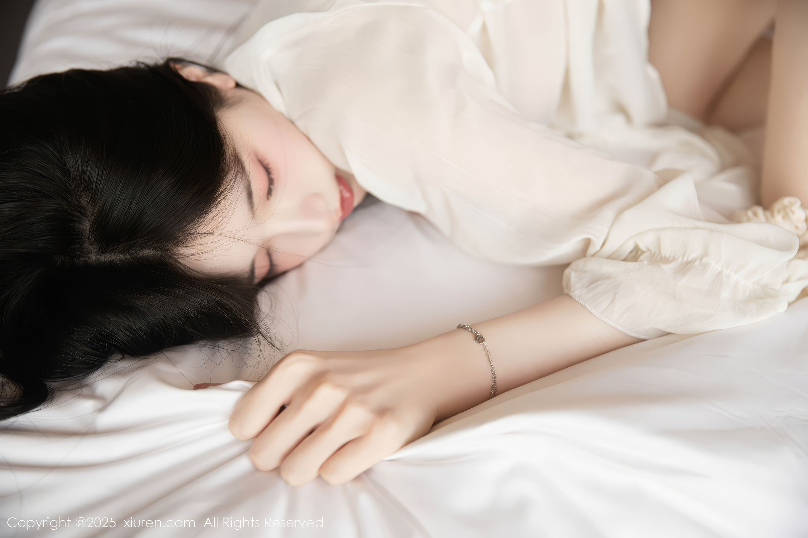 [秀人XiuRen] 2025.05.23 No.10319 布丁wow/(80P)