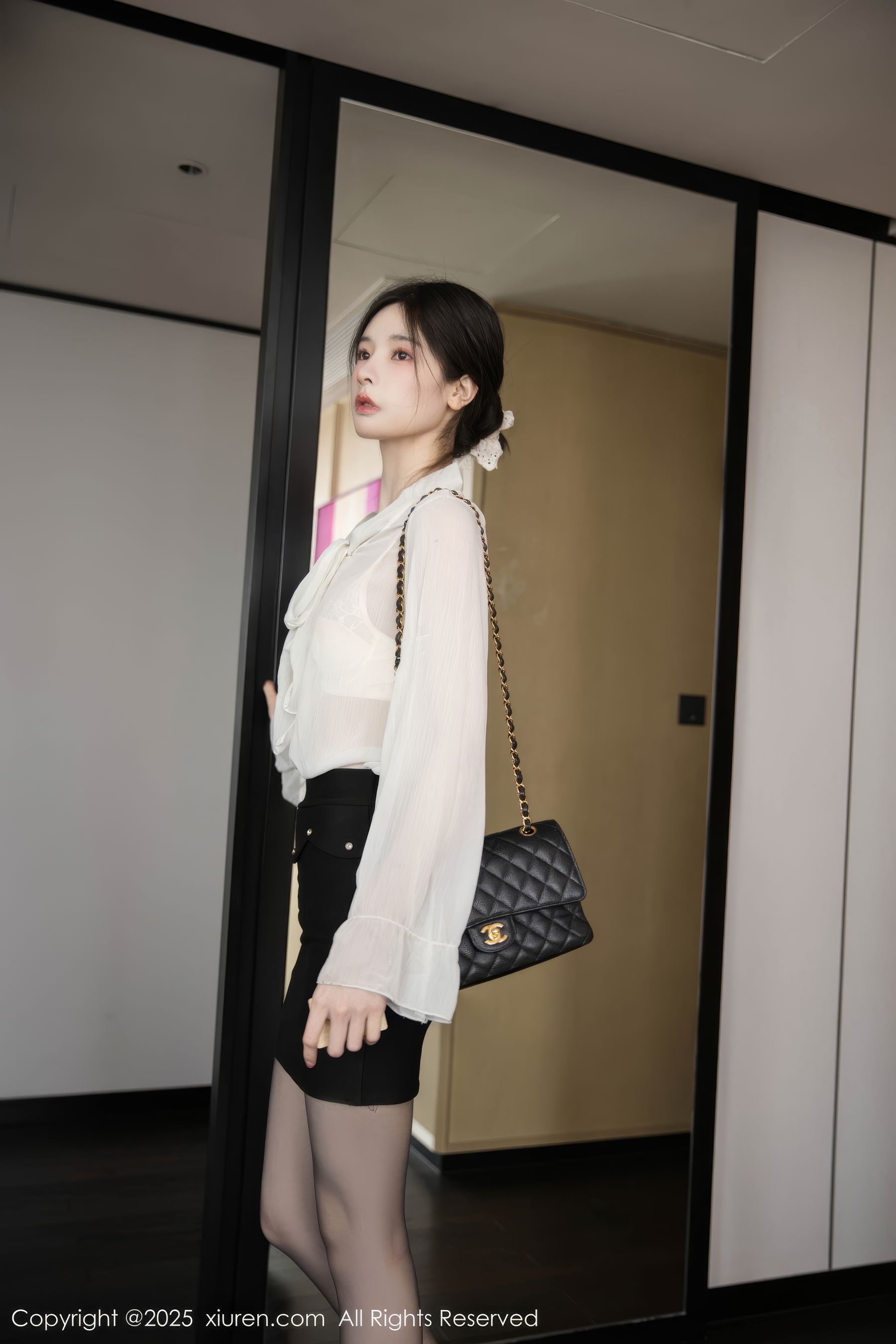 [秀人XiuRen] 2025.05.23 No.10319 布丁wow/(80P)