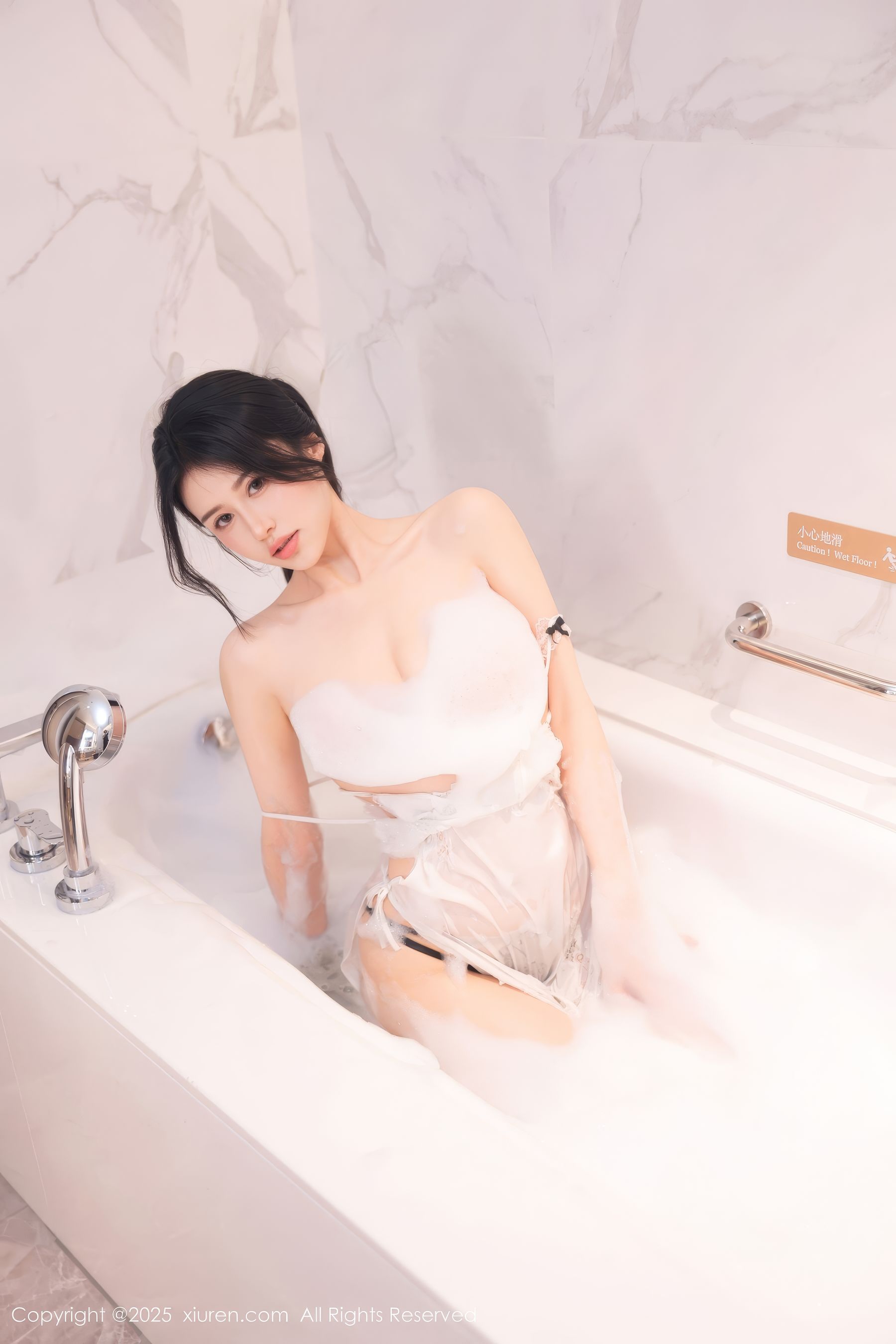 [秀人XiuRen] 2025.05.23 No.10316 shelly诗莉吖/(59P)