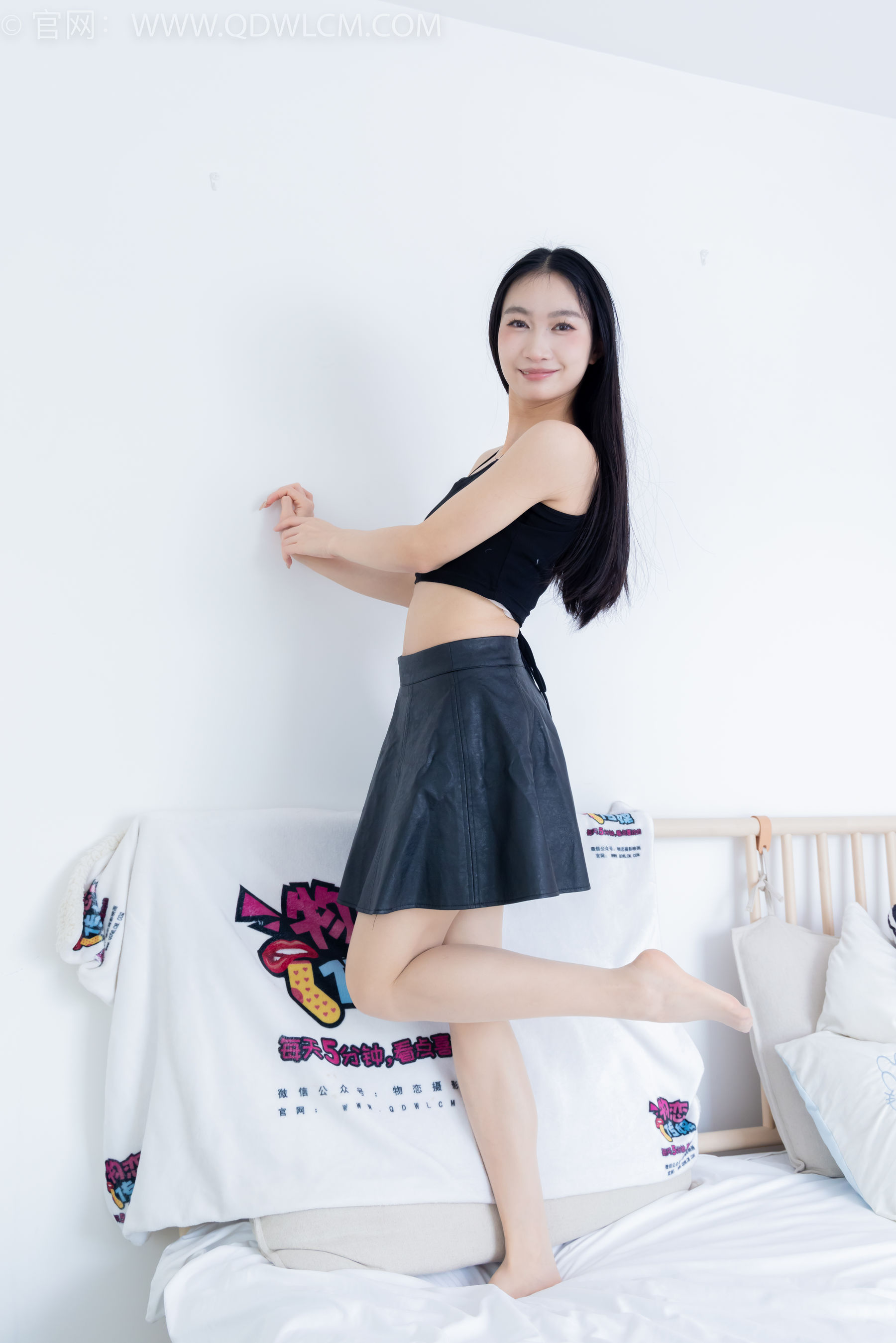 物恋传媒 No.2342 小影 - 高跟鞋、薄肉丝/(155P)