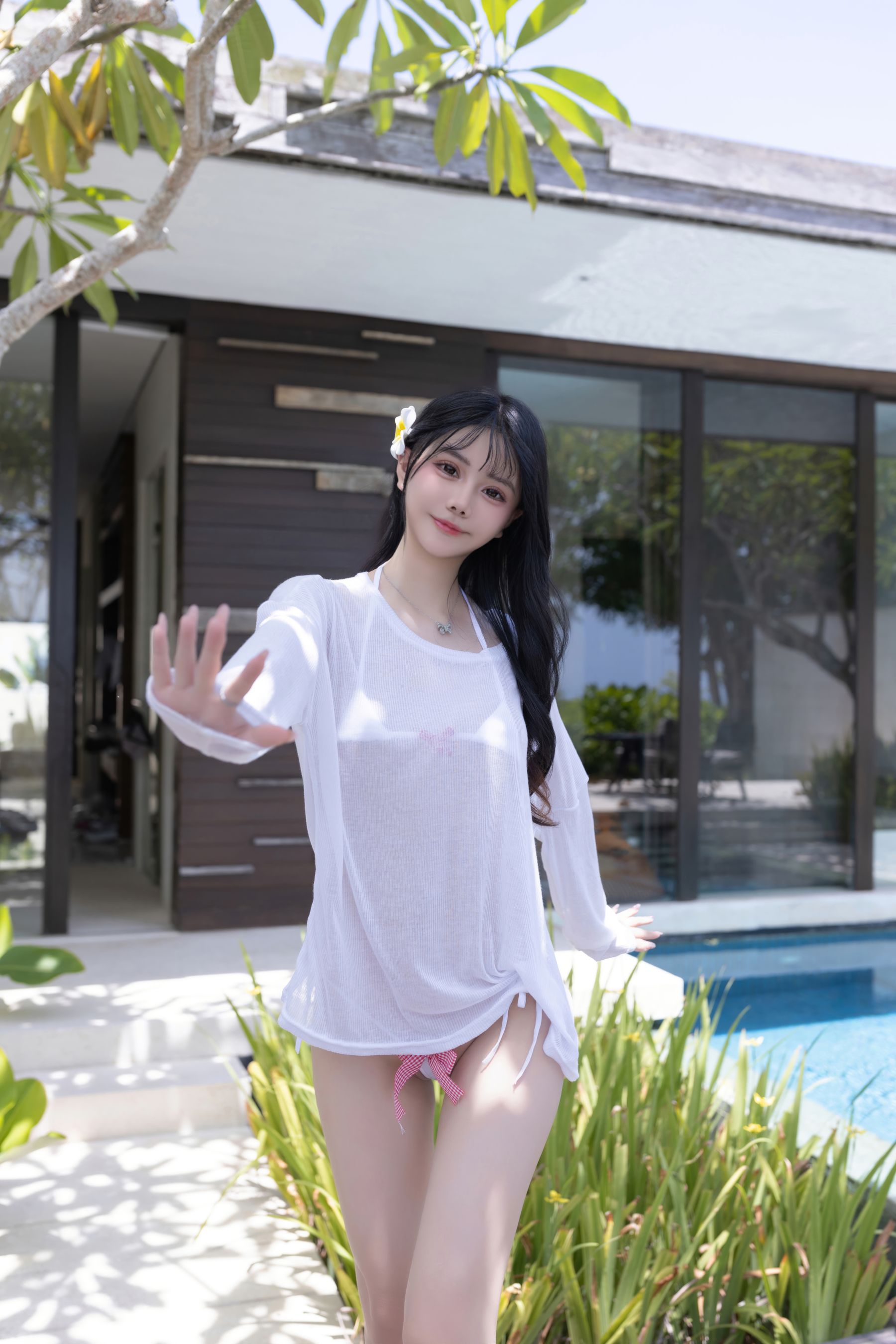 谢小蒽 白色泳装写真/(101P)