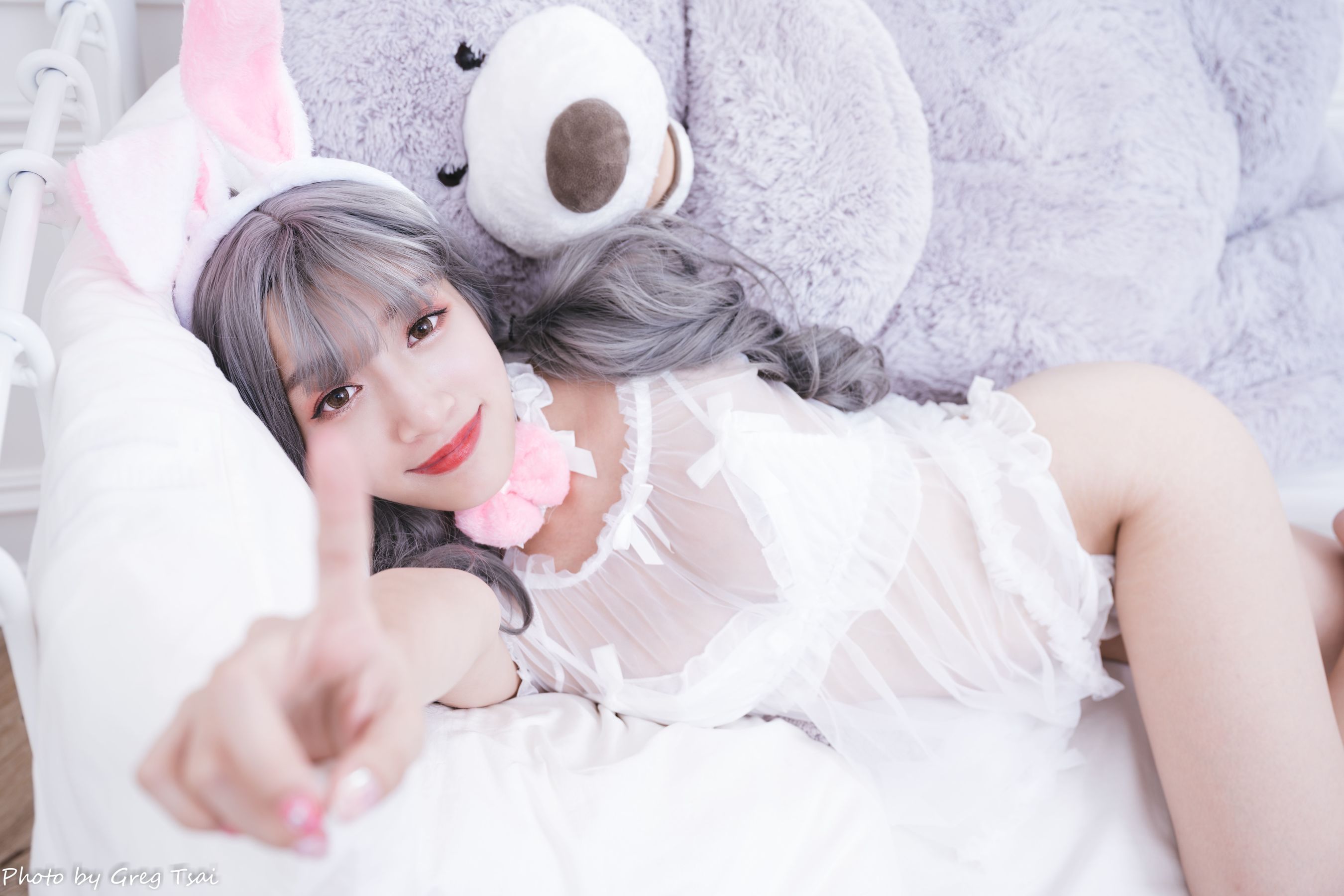 轩颖 - 玉兔/(82P)