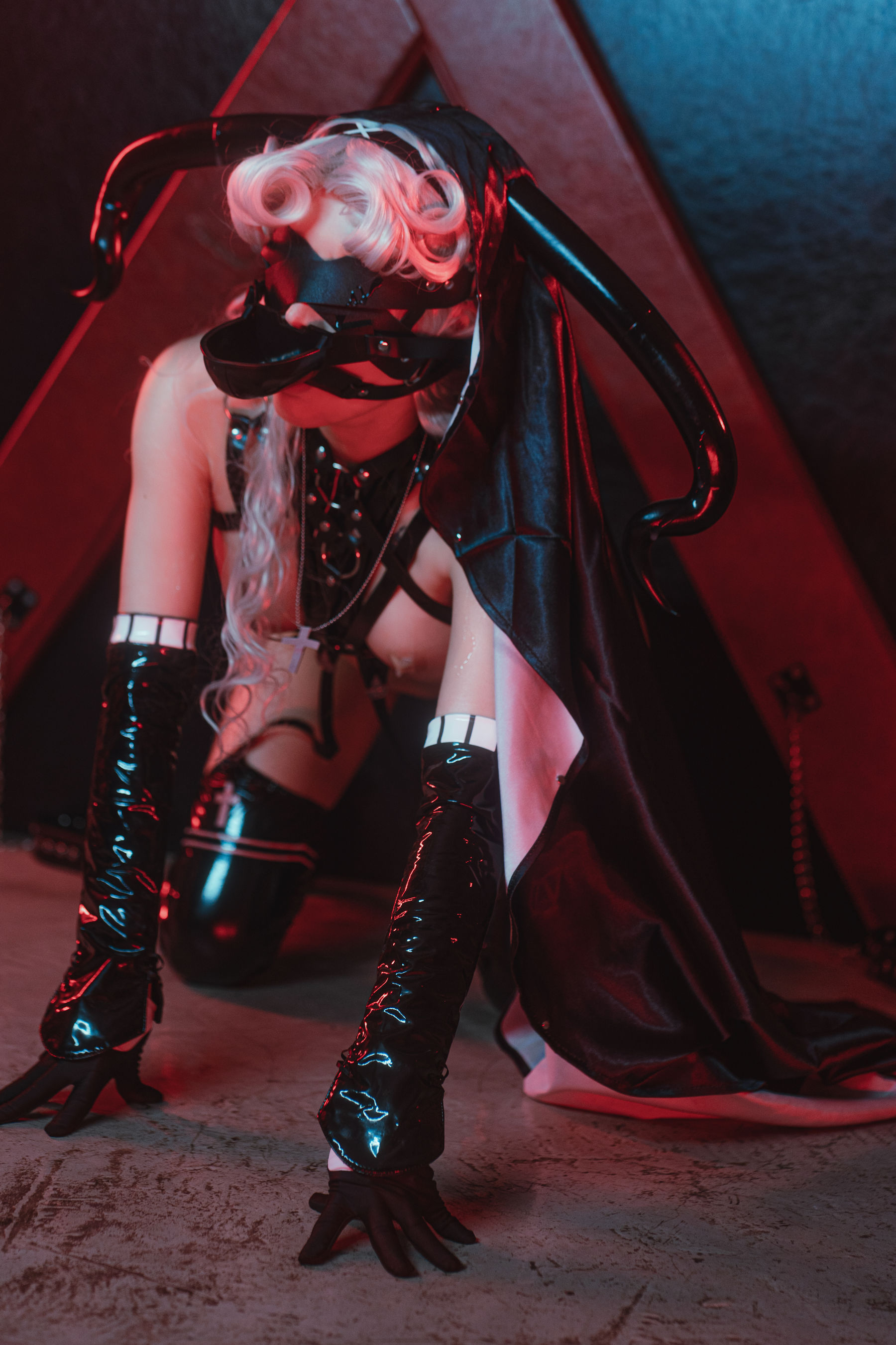 鹿八岁 - 修女审判日/(71P)