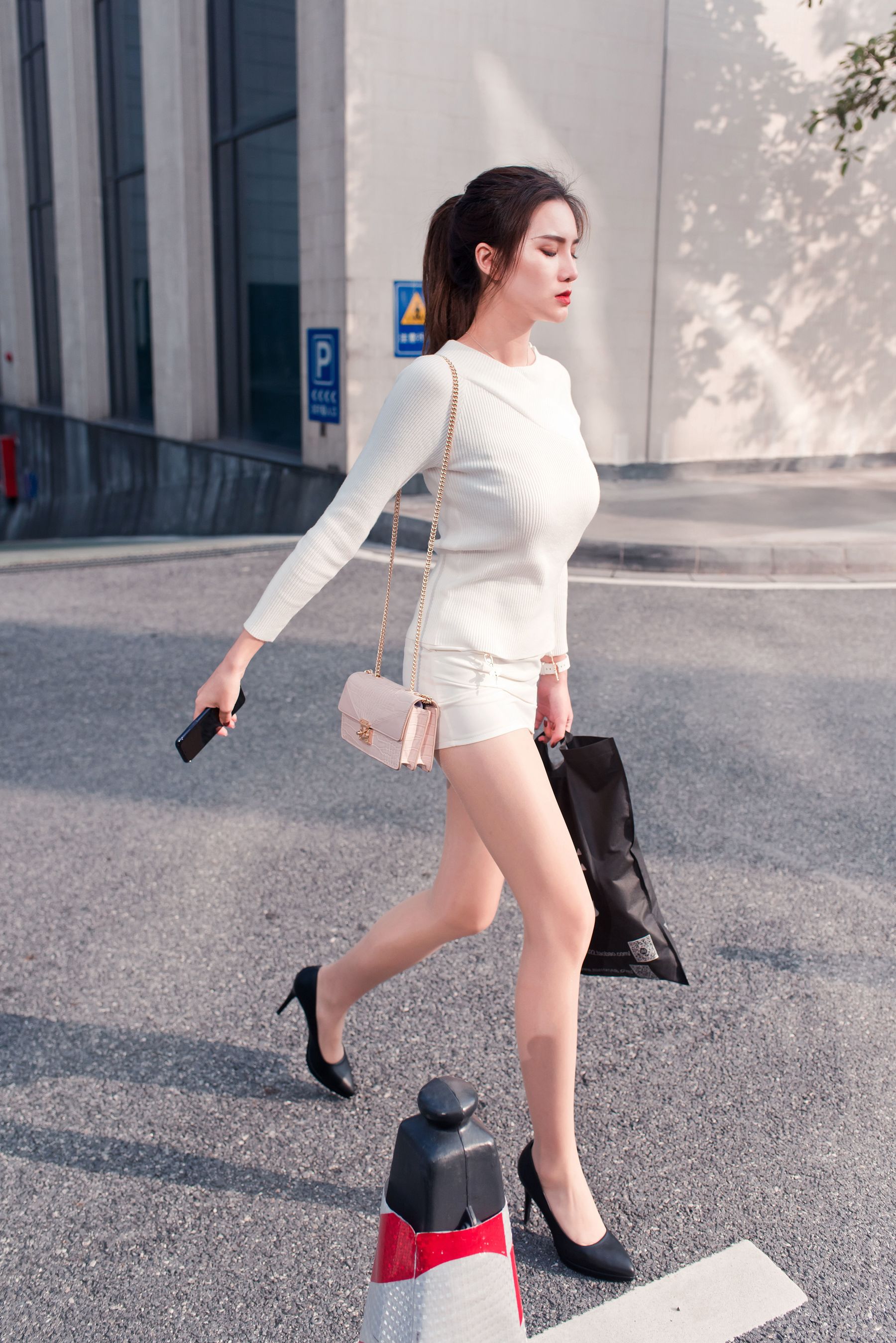 轩颖 - 睡衣/(327P)