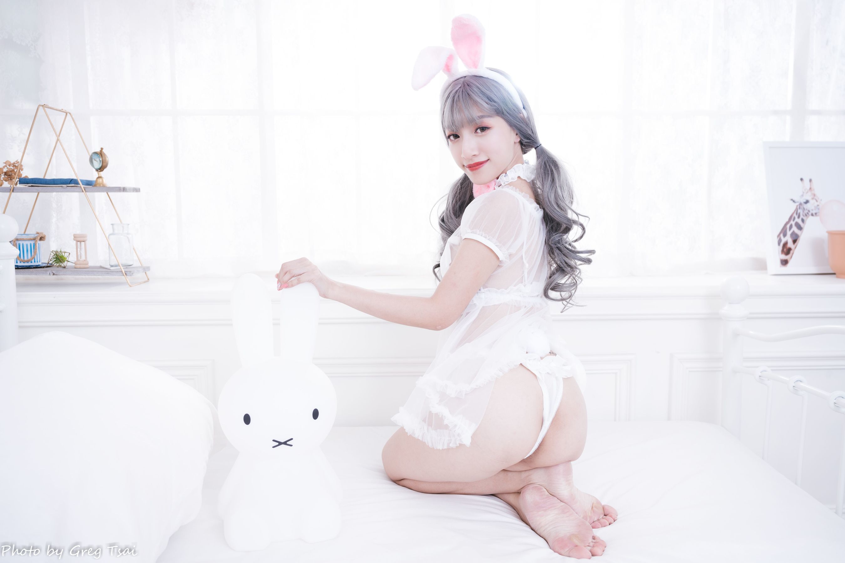 轩颖 - 玉兔/(82P)