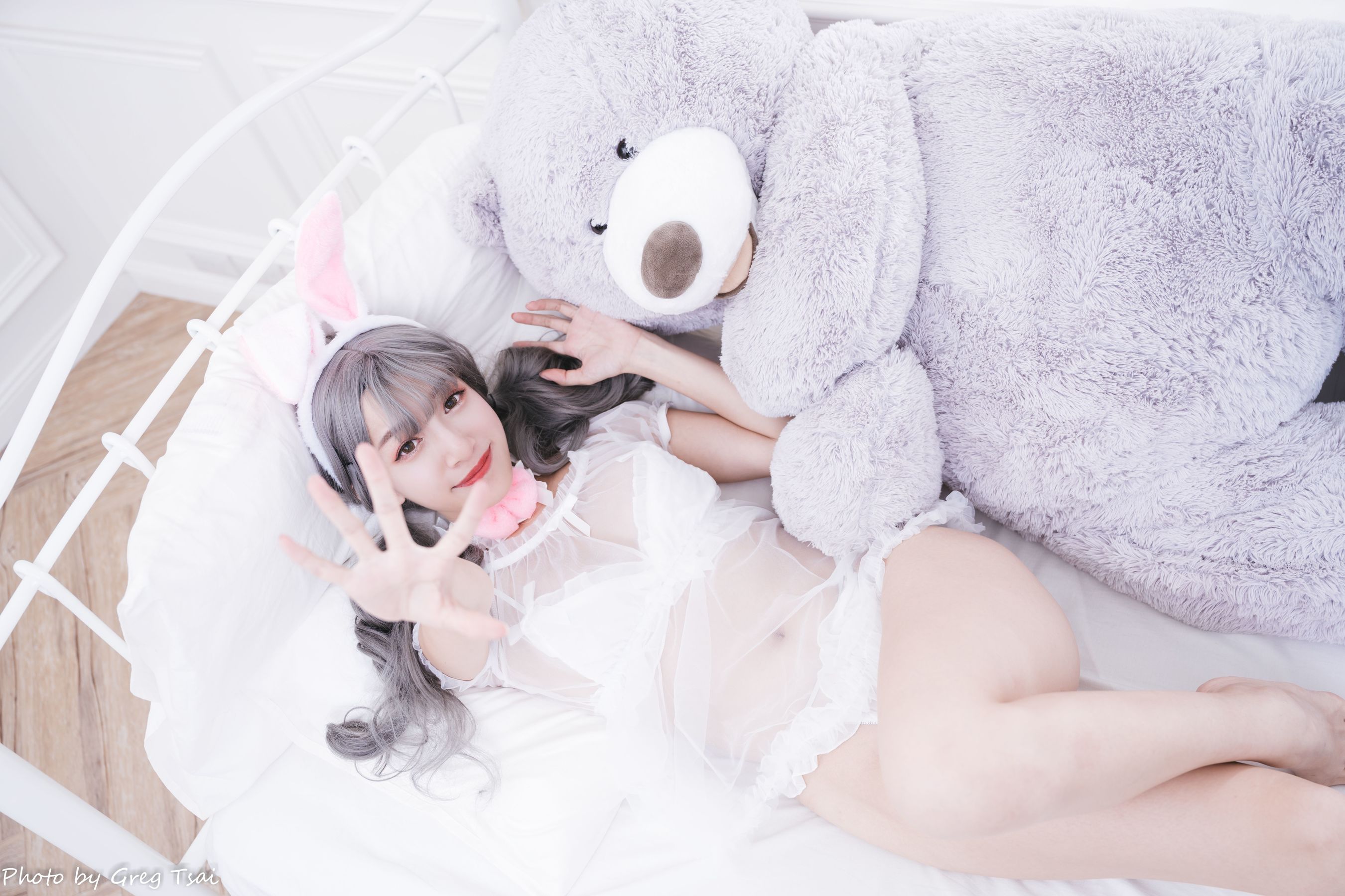 轩颖 - 玉兔/(82P)