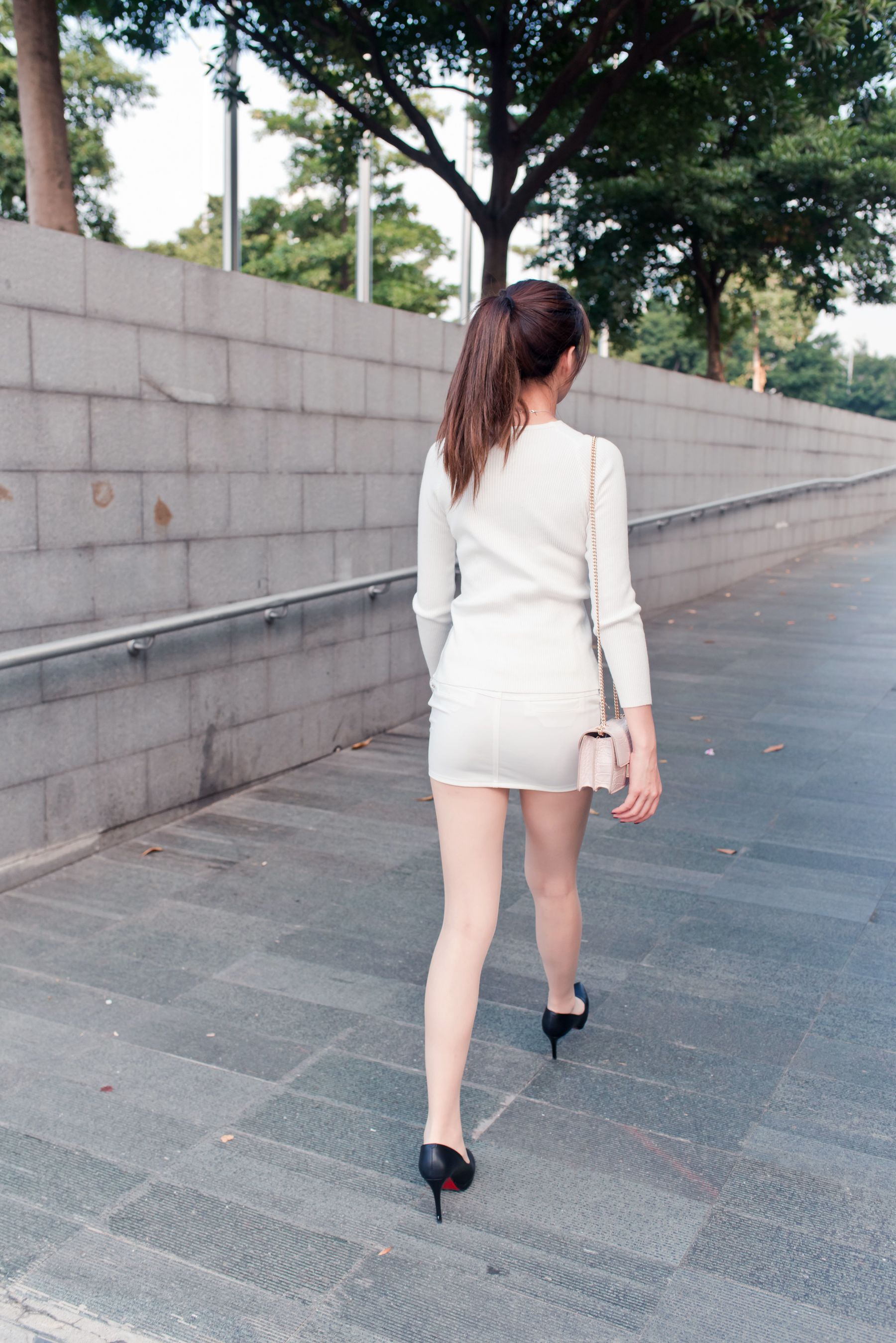 轩颖 - 睡衣/(327P)