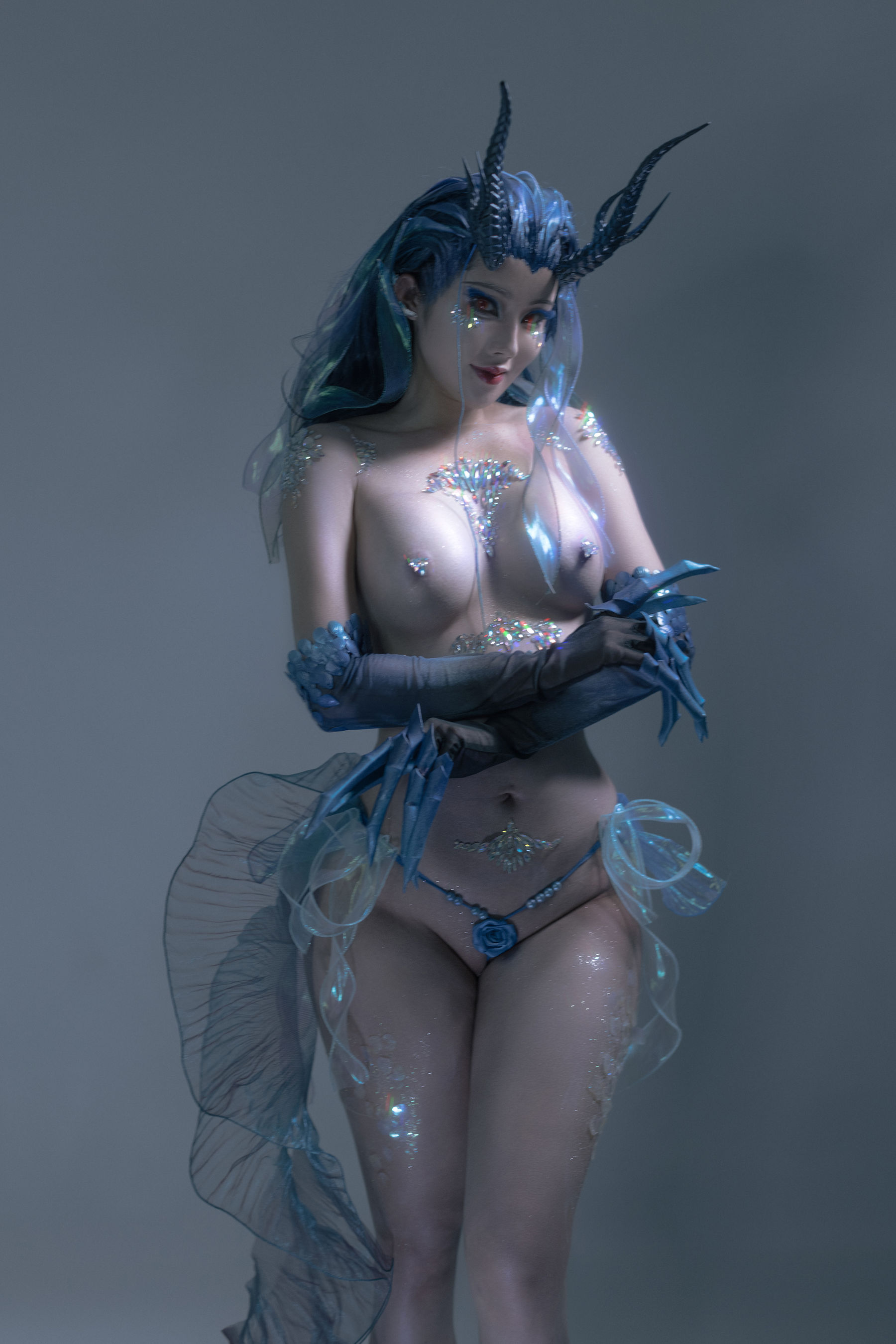 钛合金大粑粑 - 敖闰/(81P)