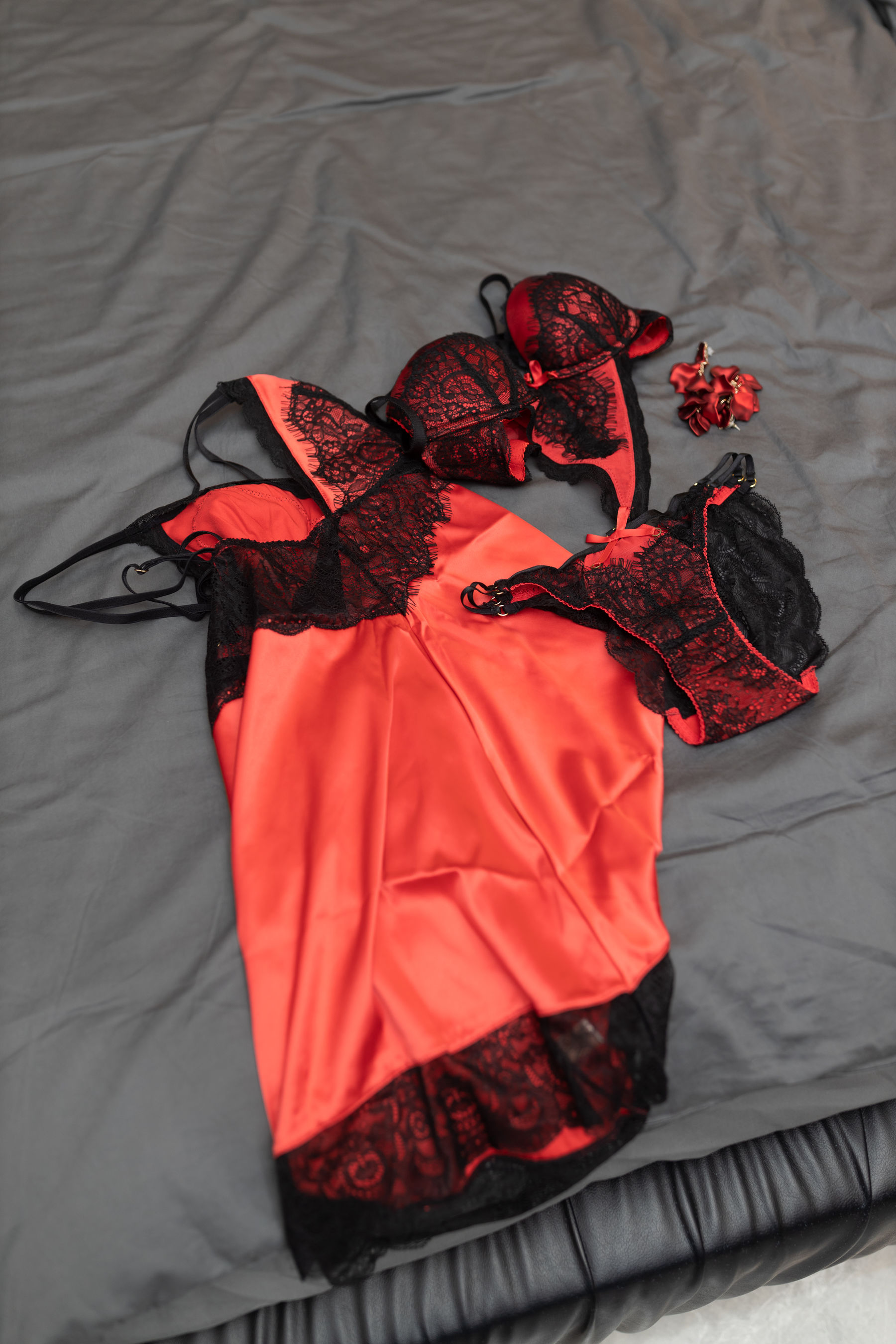 鱼子酱 - 妻子们的聚会/(89P)