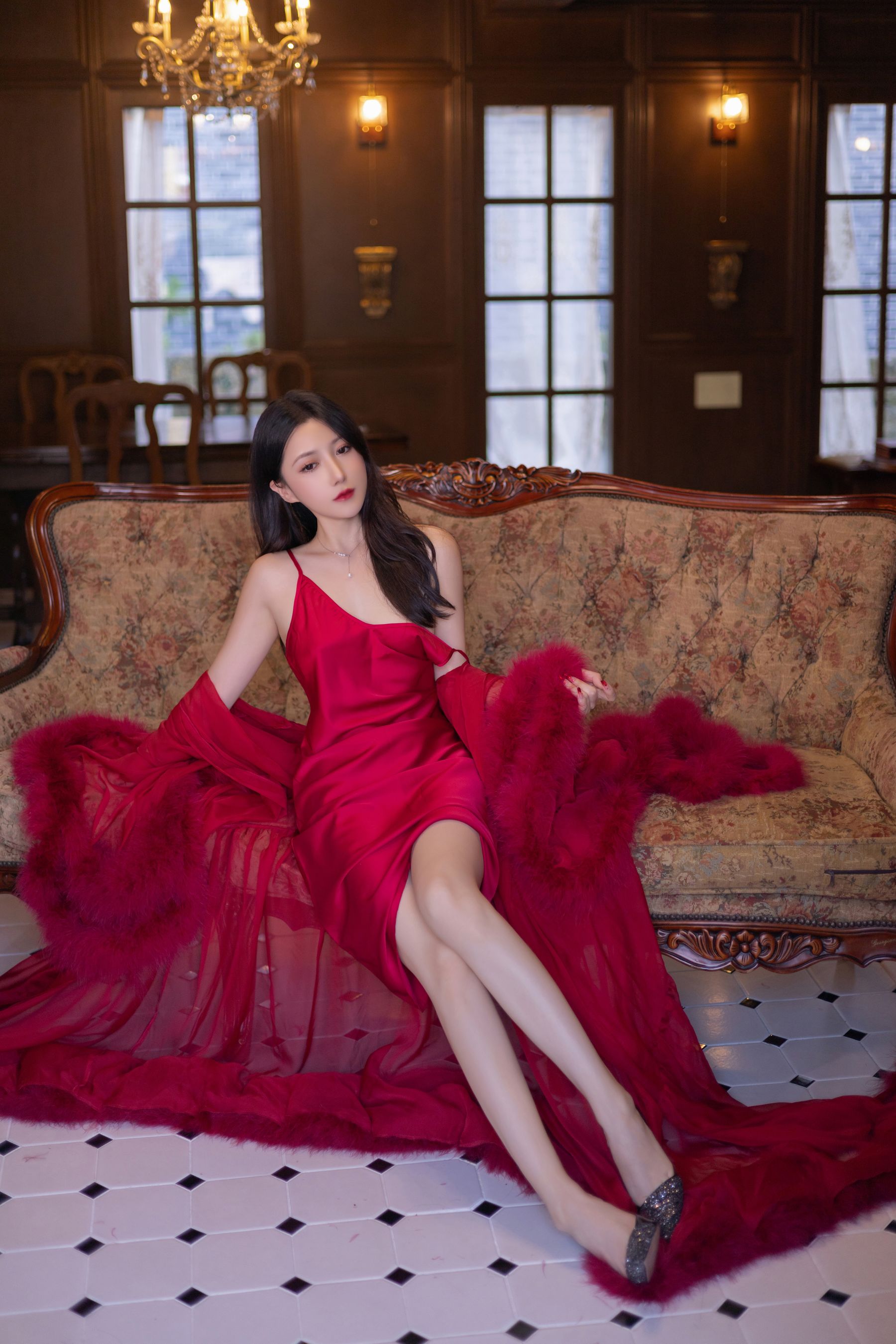 鱼子酱 - 似火柔情/(120P)