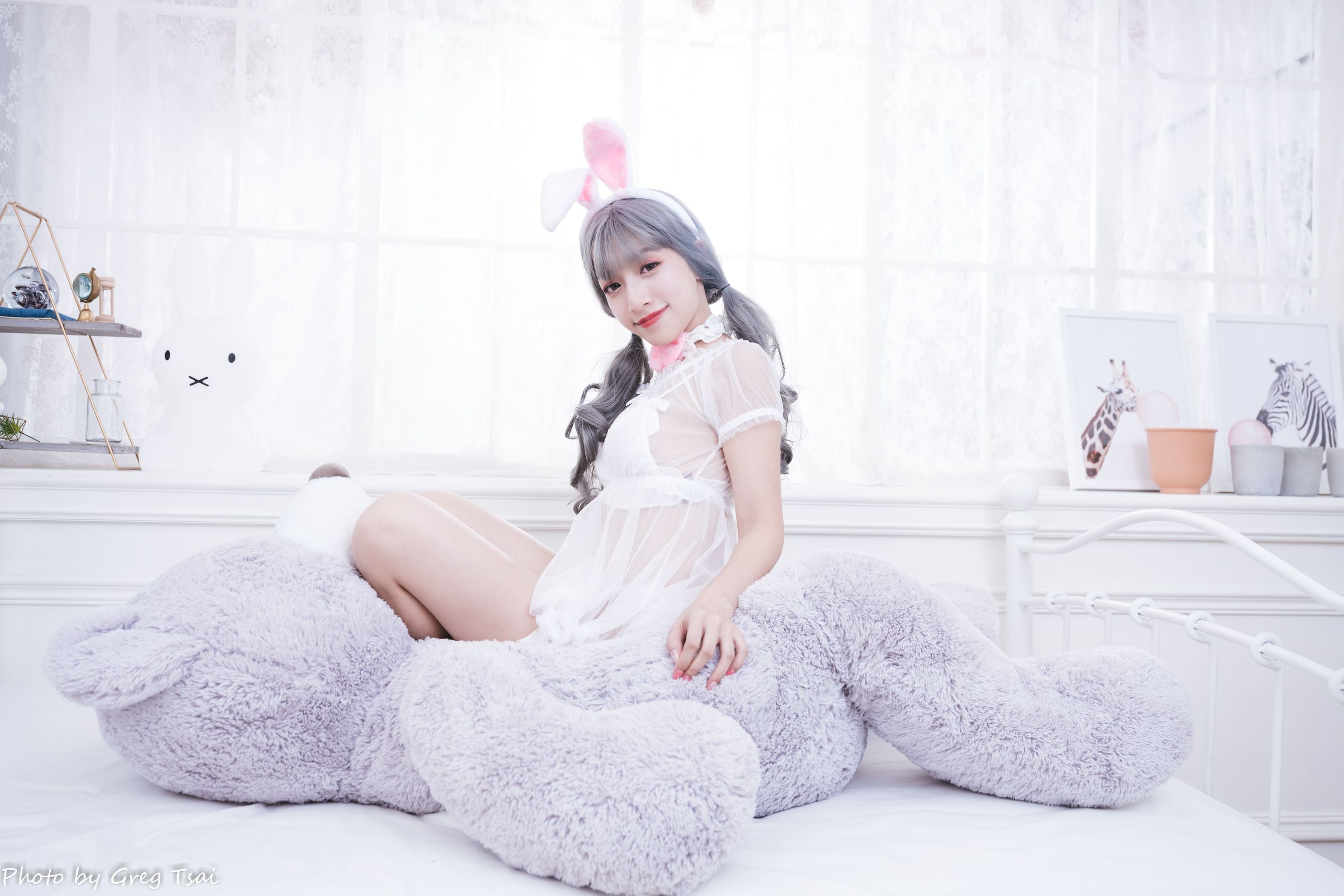 轩颖 - 玉兔/(82P)