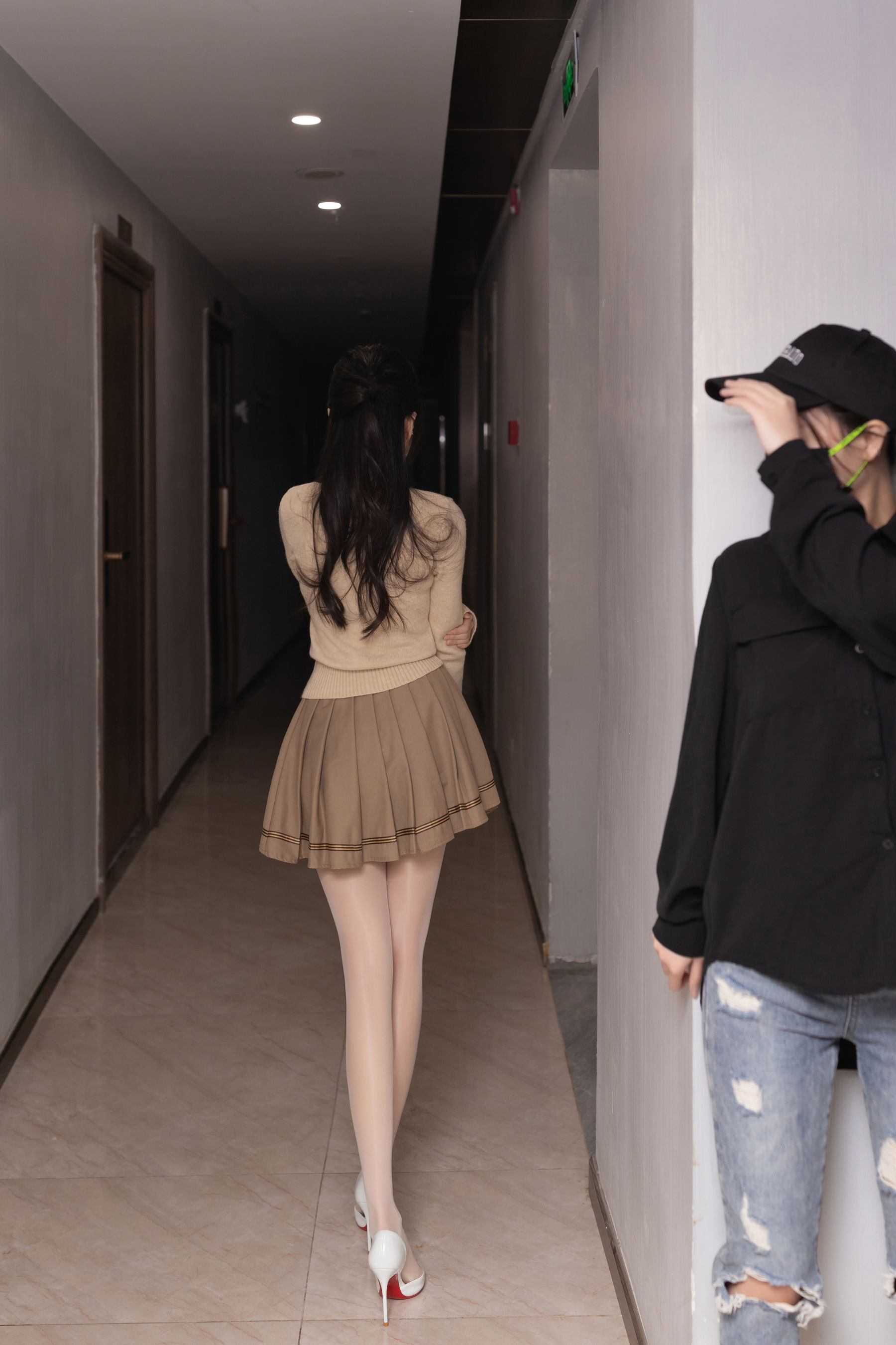 鱼子酱 跟踪狂写真/(100P)