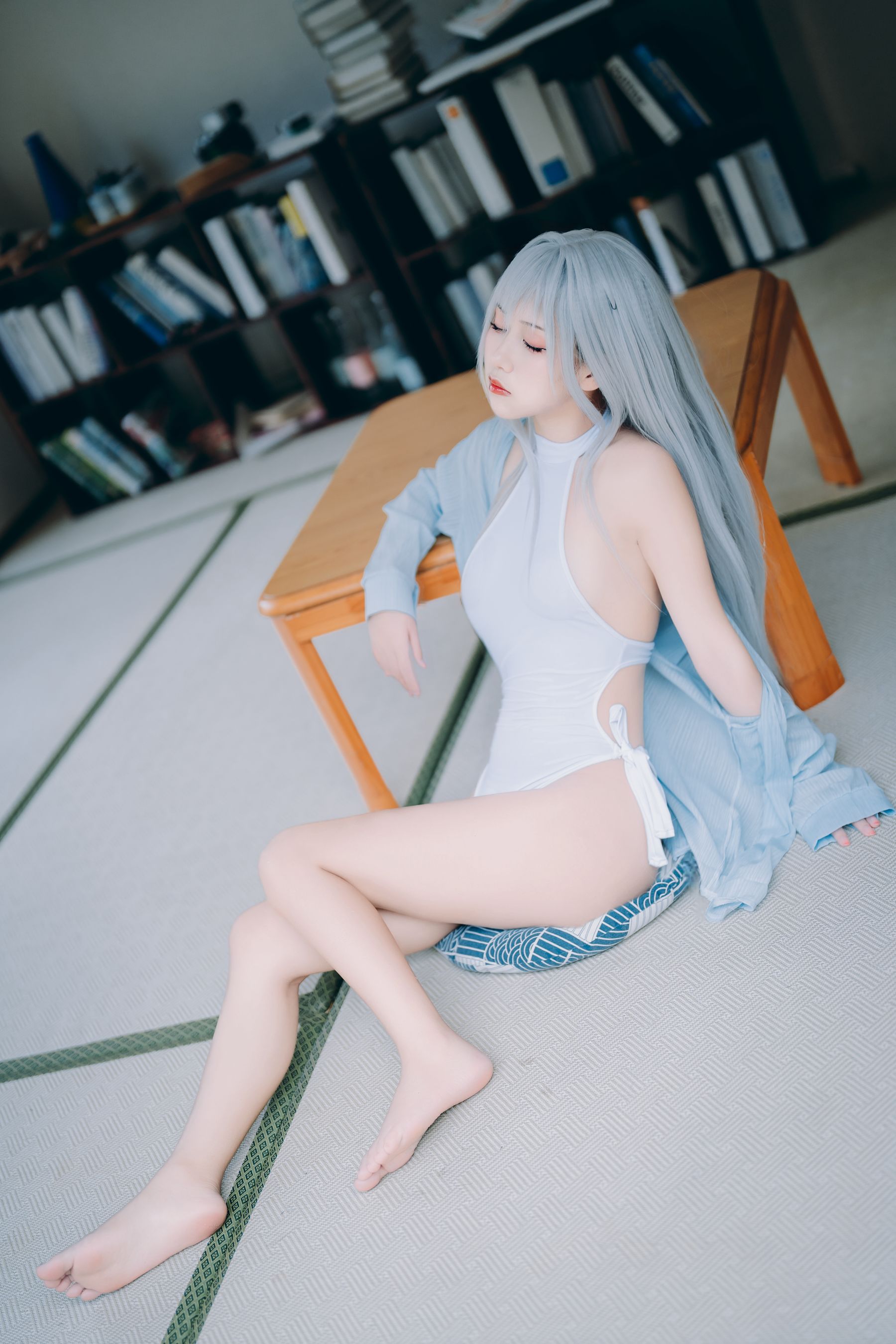 阳光美少女萌芽儿o0 - 白泳装/(25P)