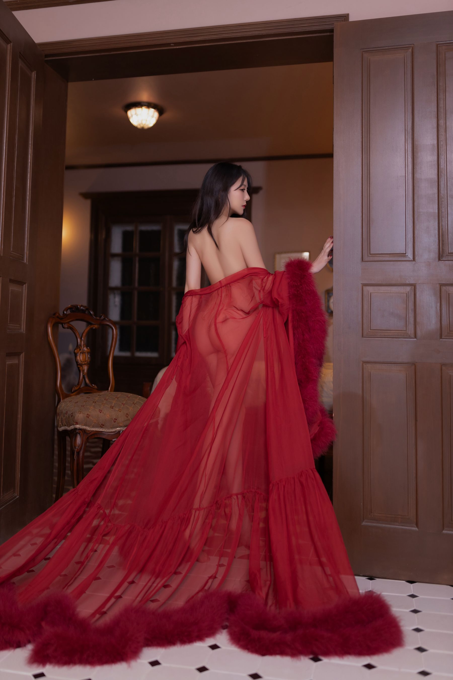 鱼子酱 - 似火柔情/(120P)