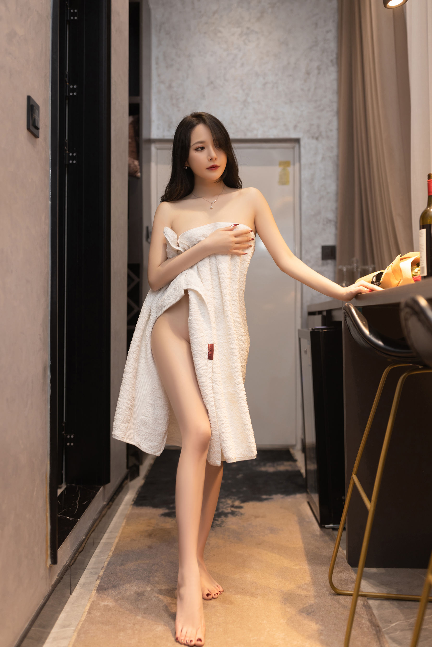 鱼子酱 - 妻子们的聚会/(89P)